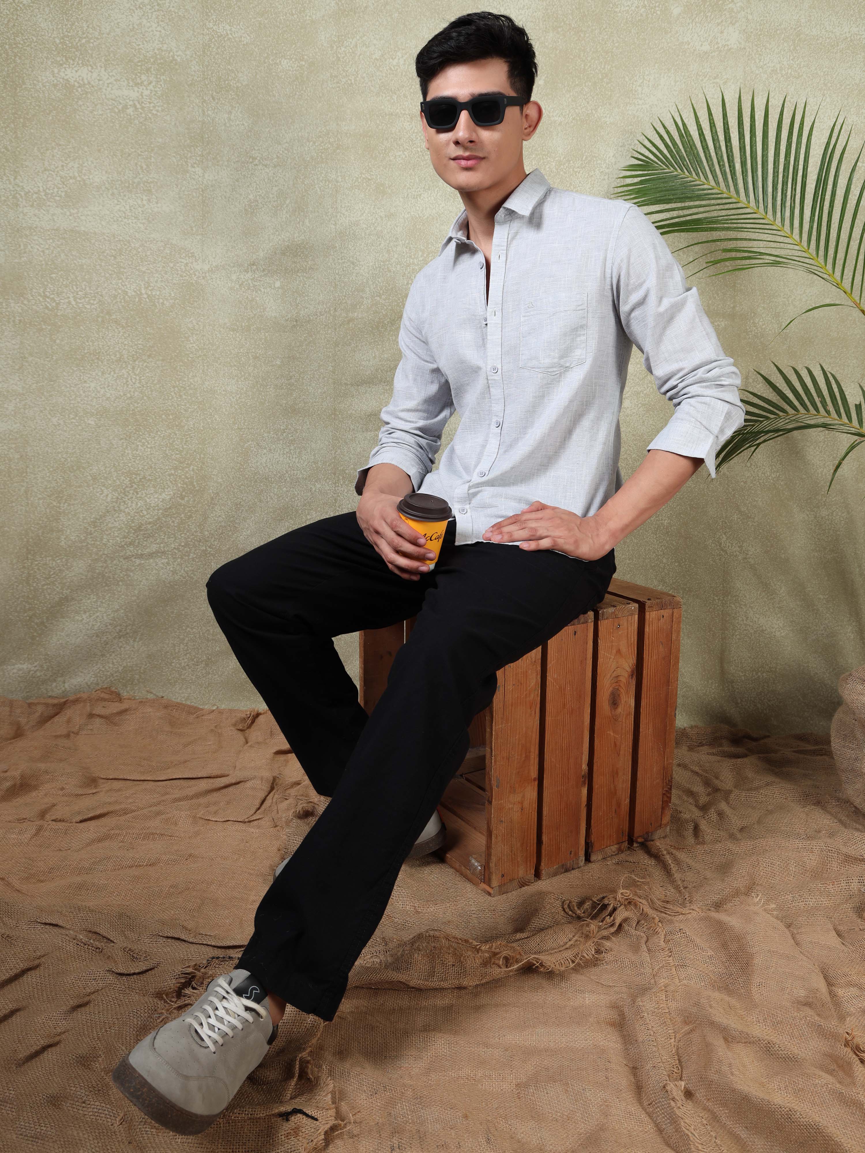MEN'S ASH SOLID SLIM FIT SHIRT