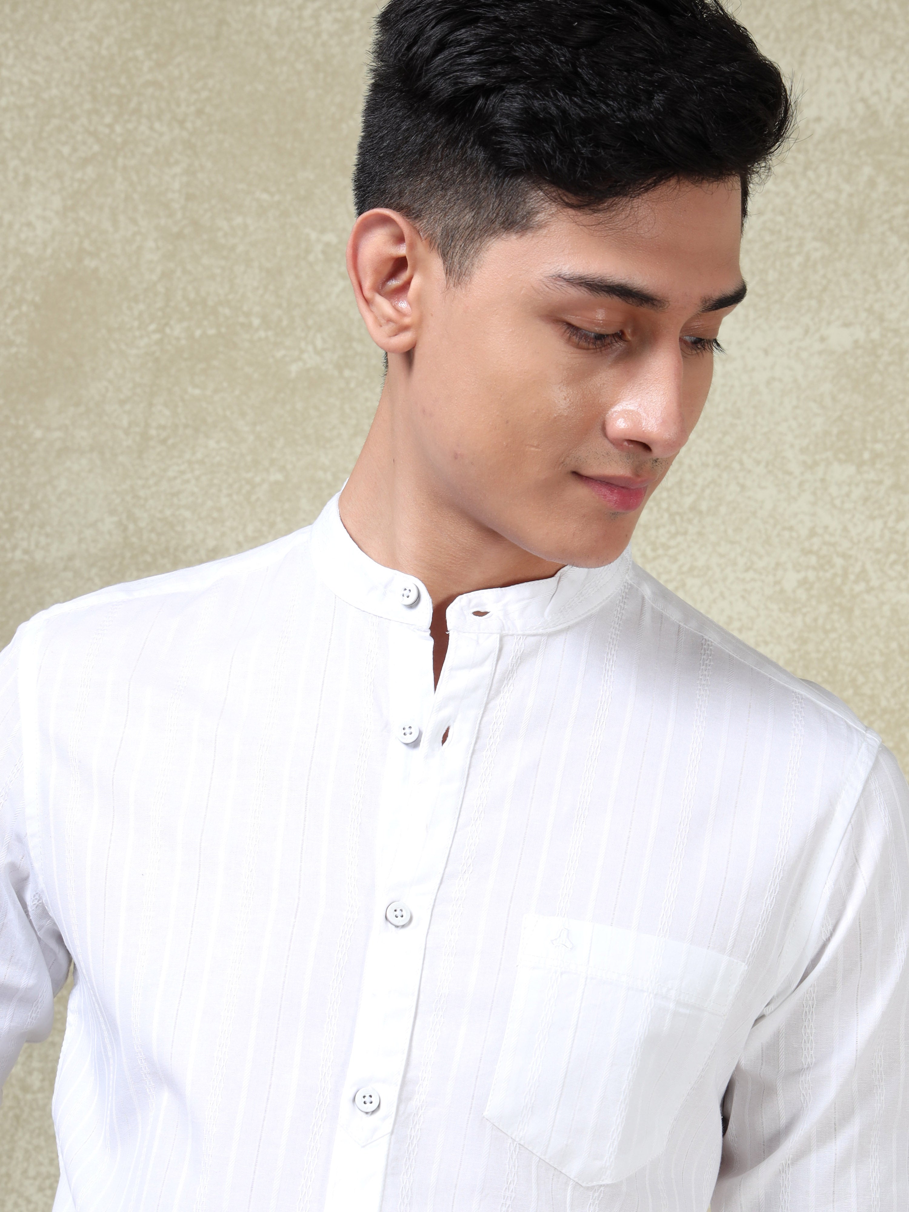 MEN'S WHITE STRIPES SLIM FIT SHIRT