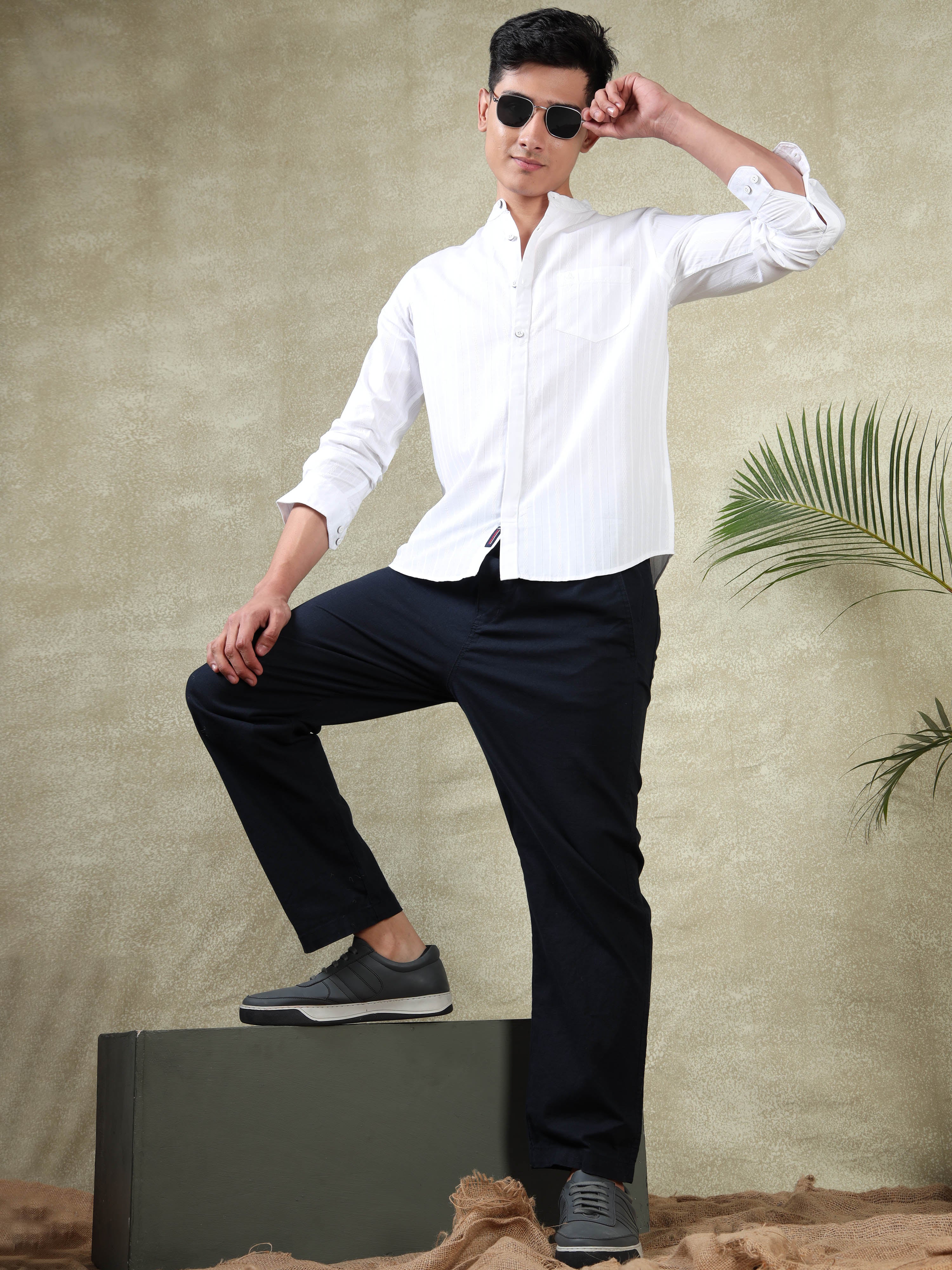 MEN'S WHITE STRIPES SLIM FIT SHIRT