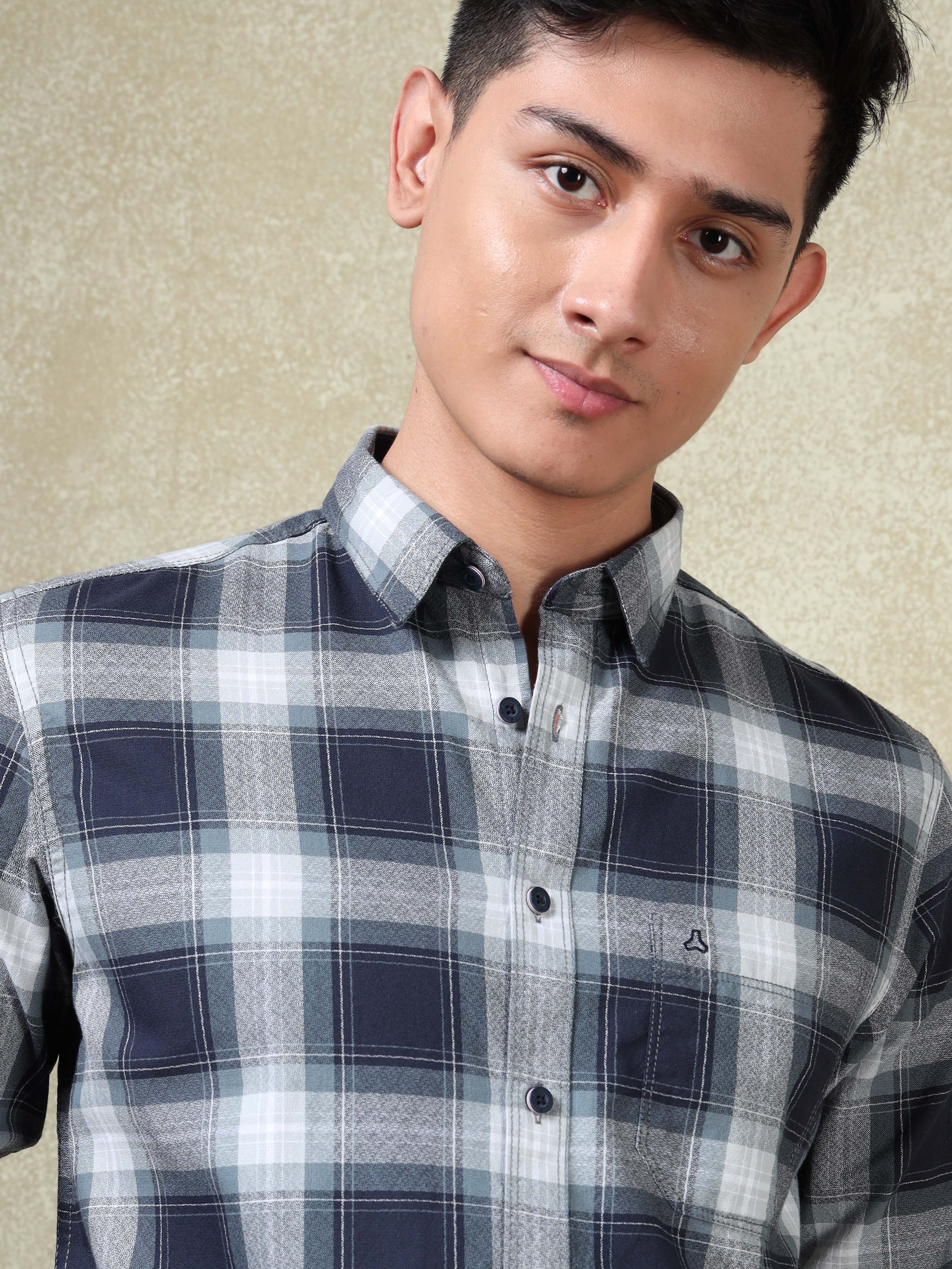 MEN'S NAVY CHECKS SLIM FIT SHIRT