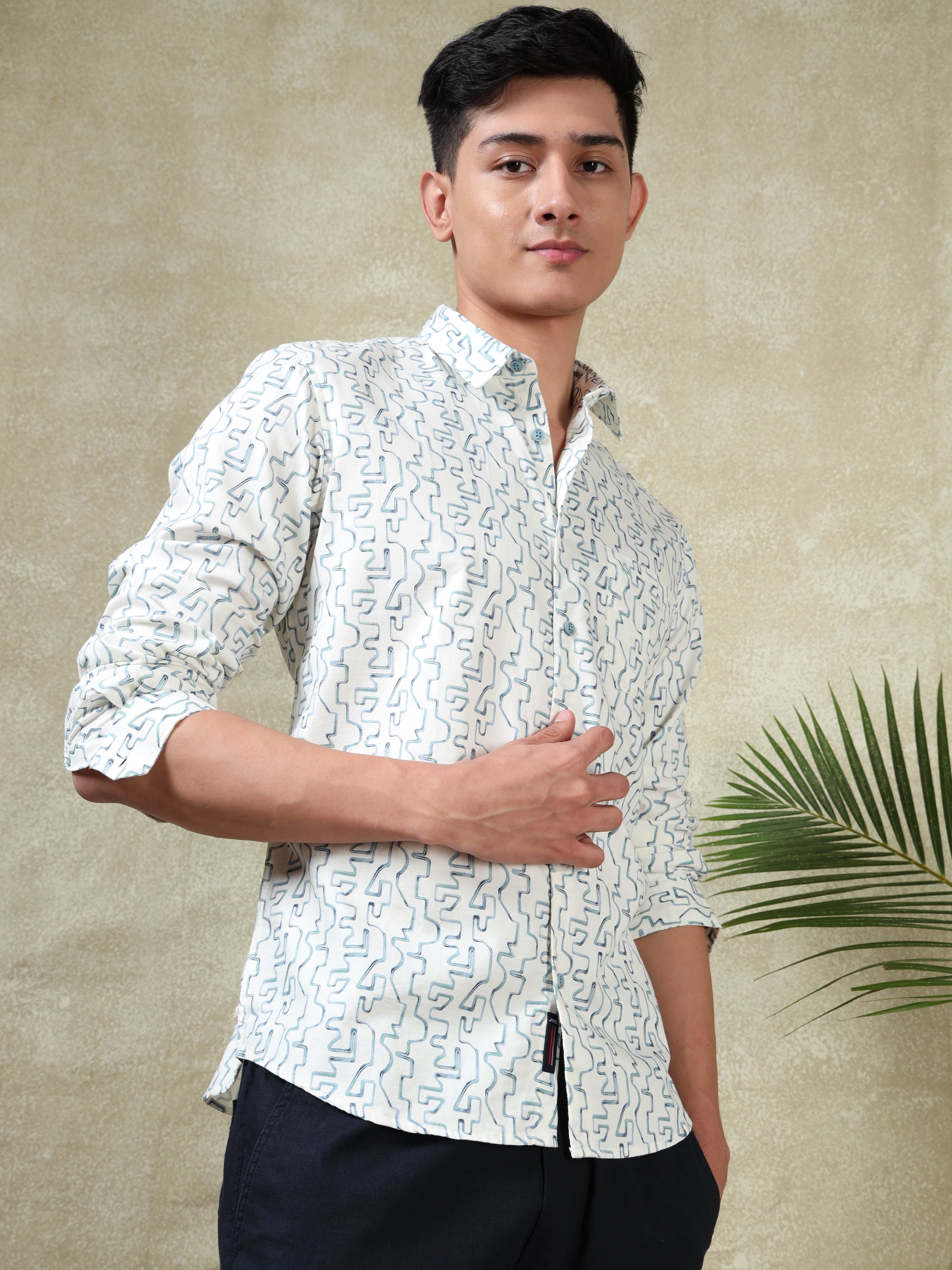 MEN'S BLUE PRINT SLIM FIT SHIRT
