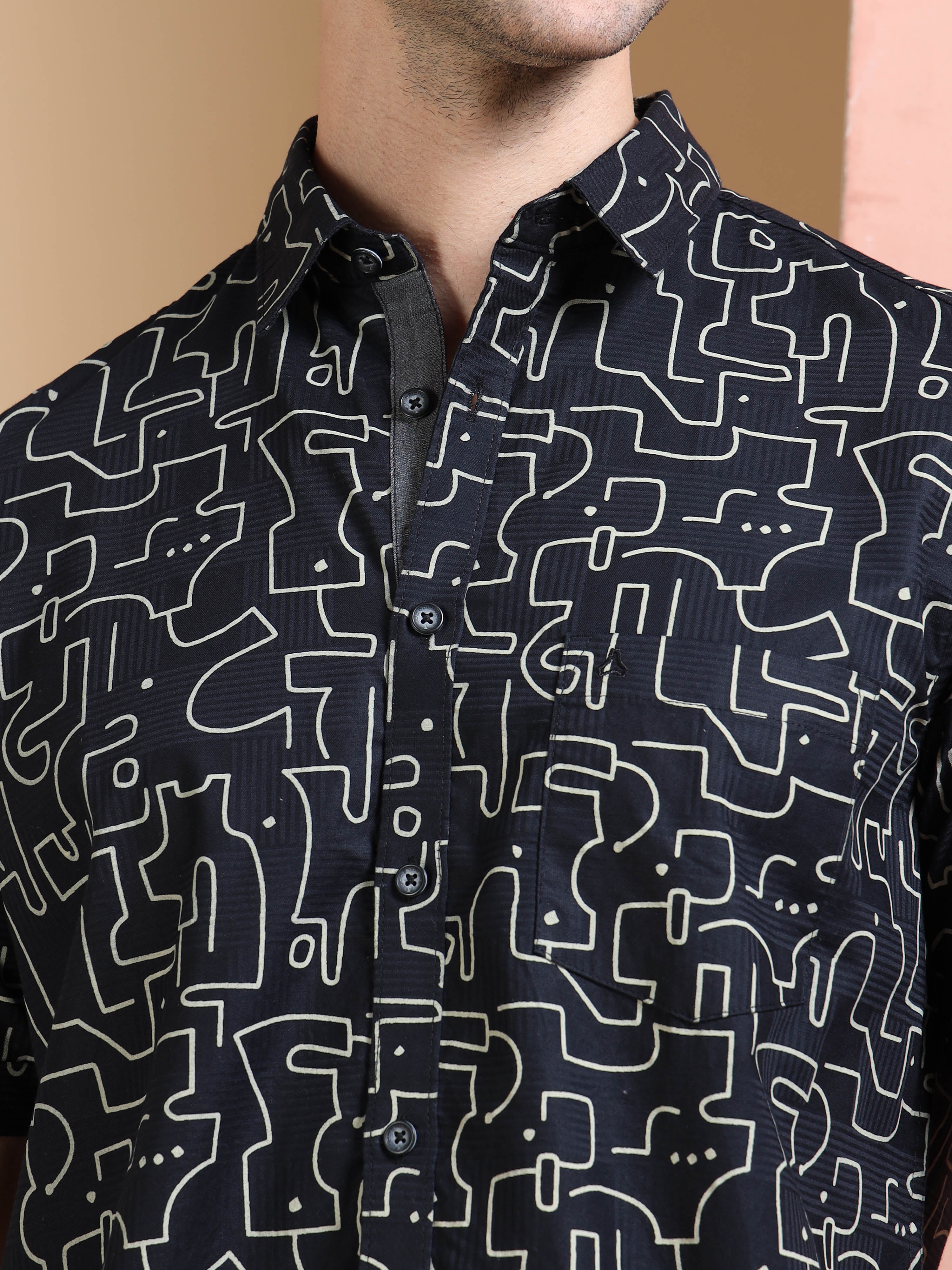 MEN'S BLACK PRINT SLIM FIT SHIRT