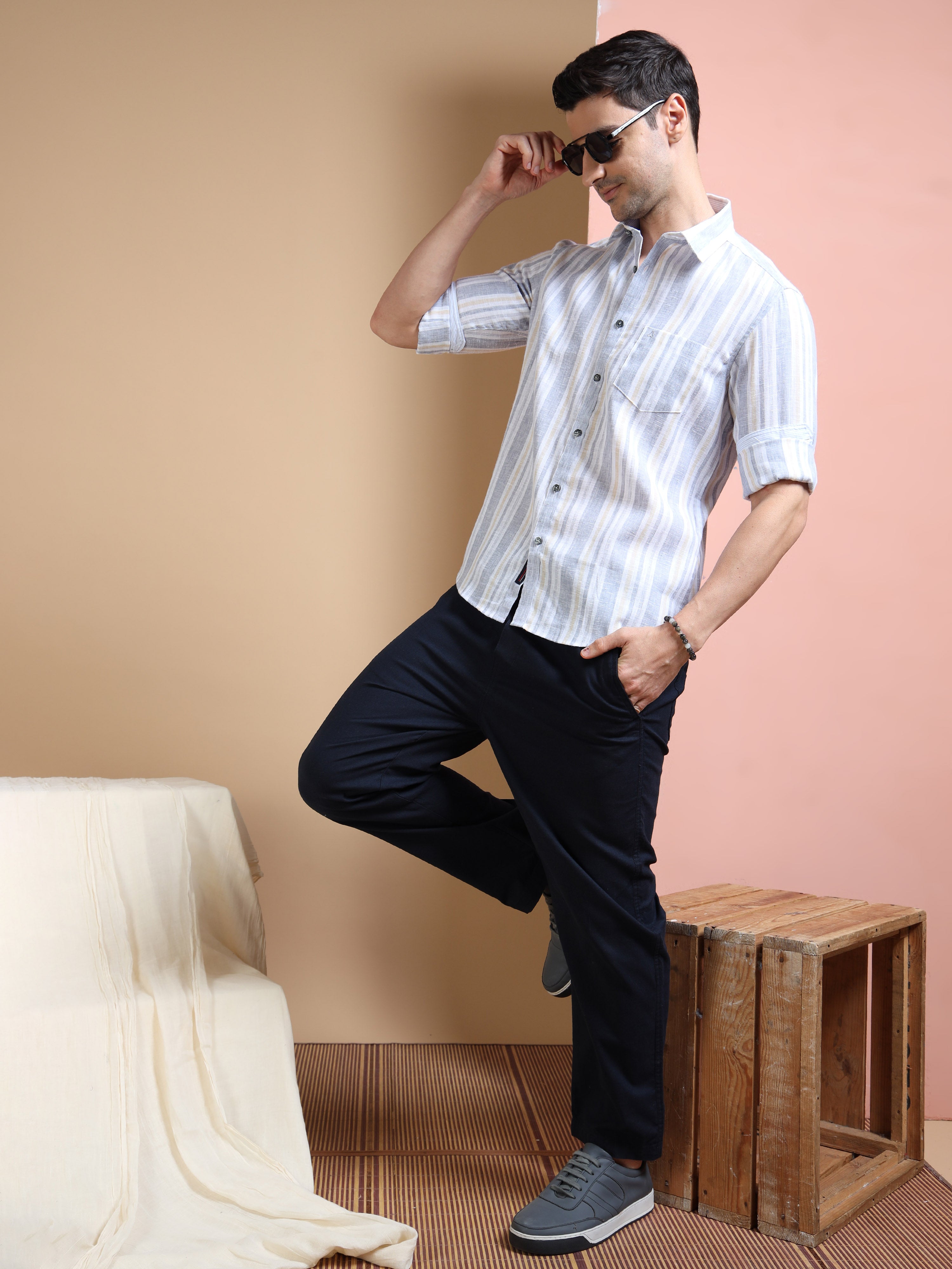 MEN'S NAVY STRIPE SLIM FIT SHIRT