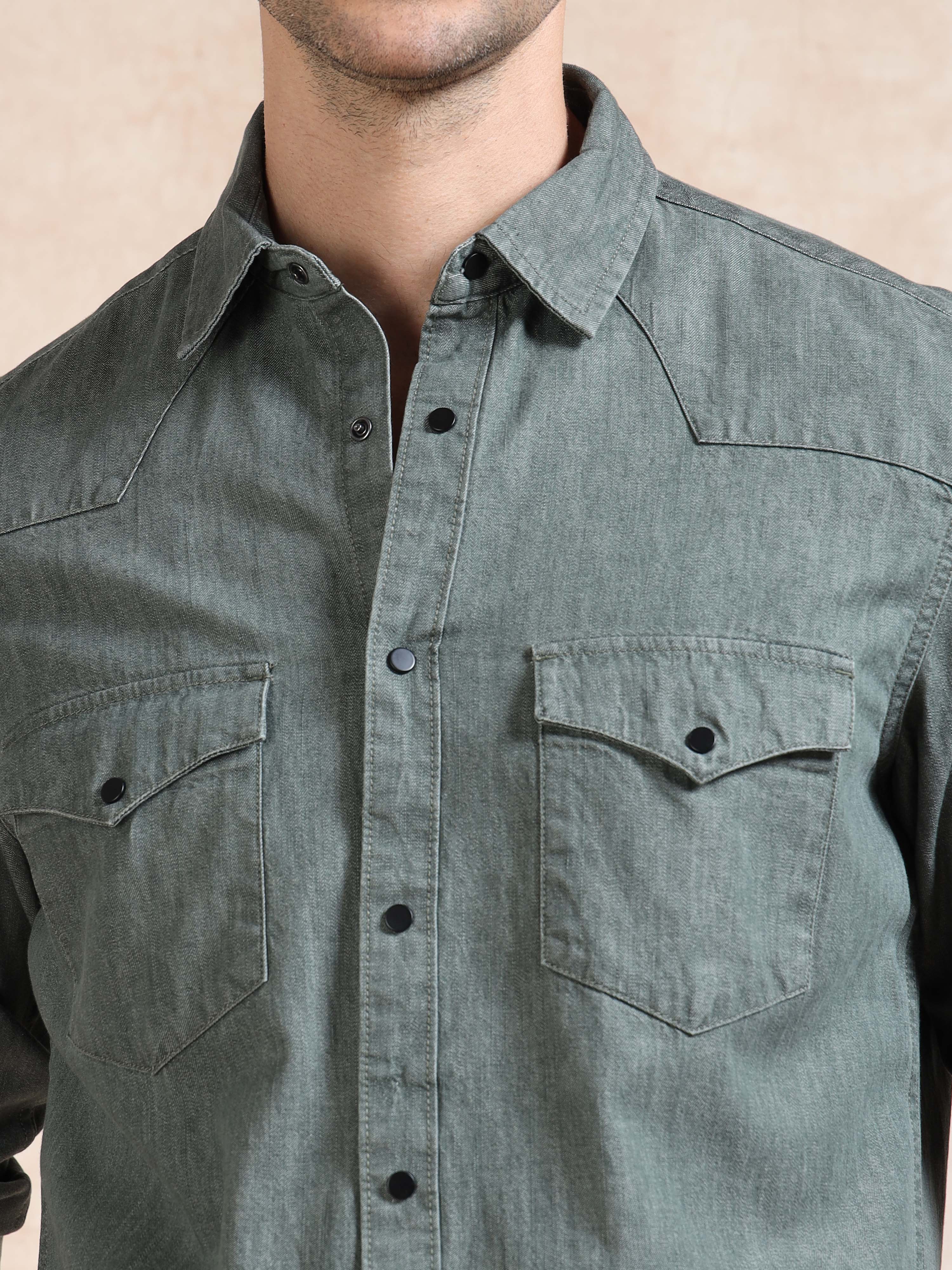 MEN'S GREENISH GREY DENIM SOLID SLIM FIT SHIRT