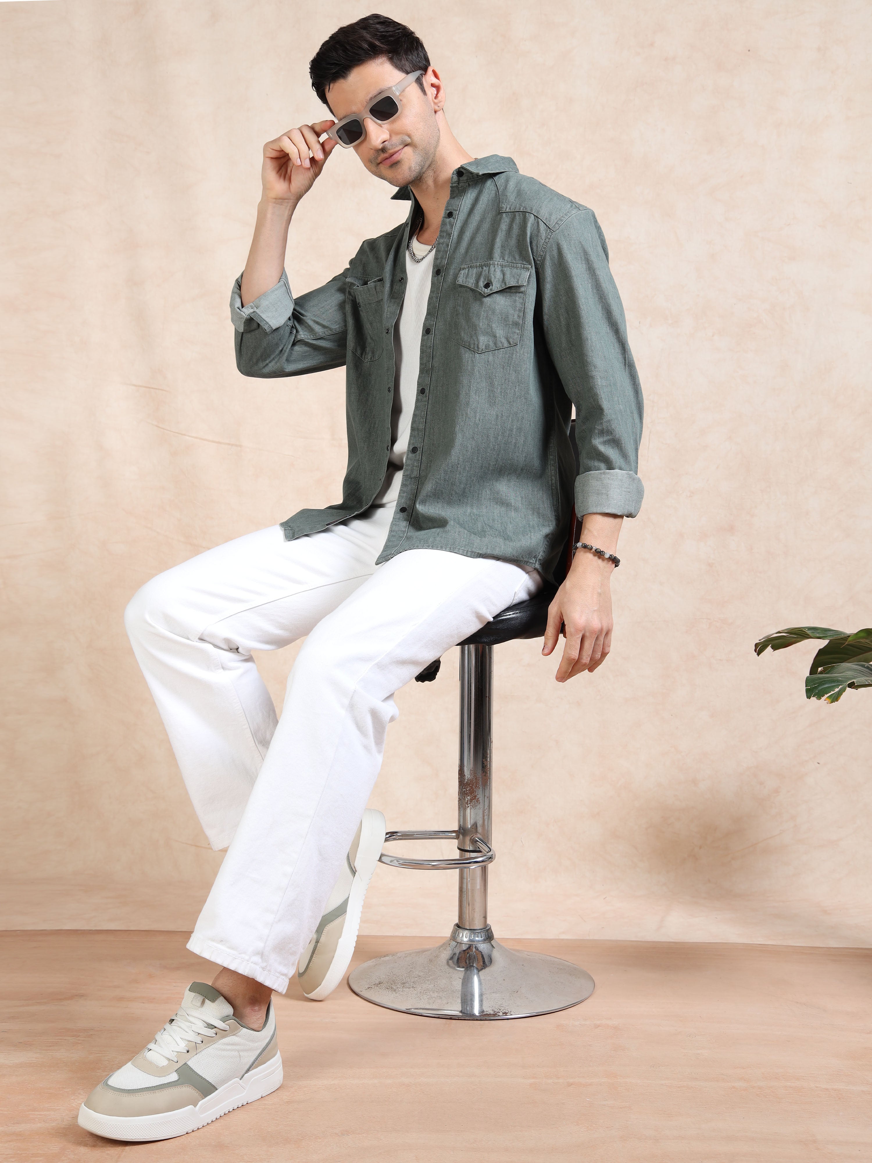 MEN'S GREENISH GREY DENIM SOLID SLIM FIT SHIRT