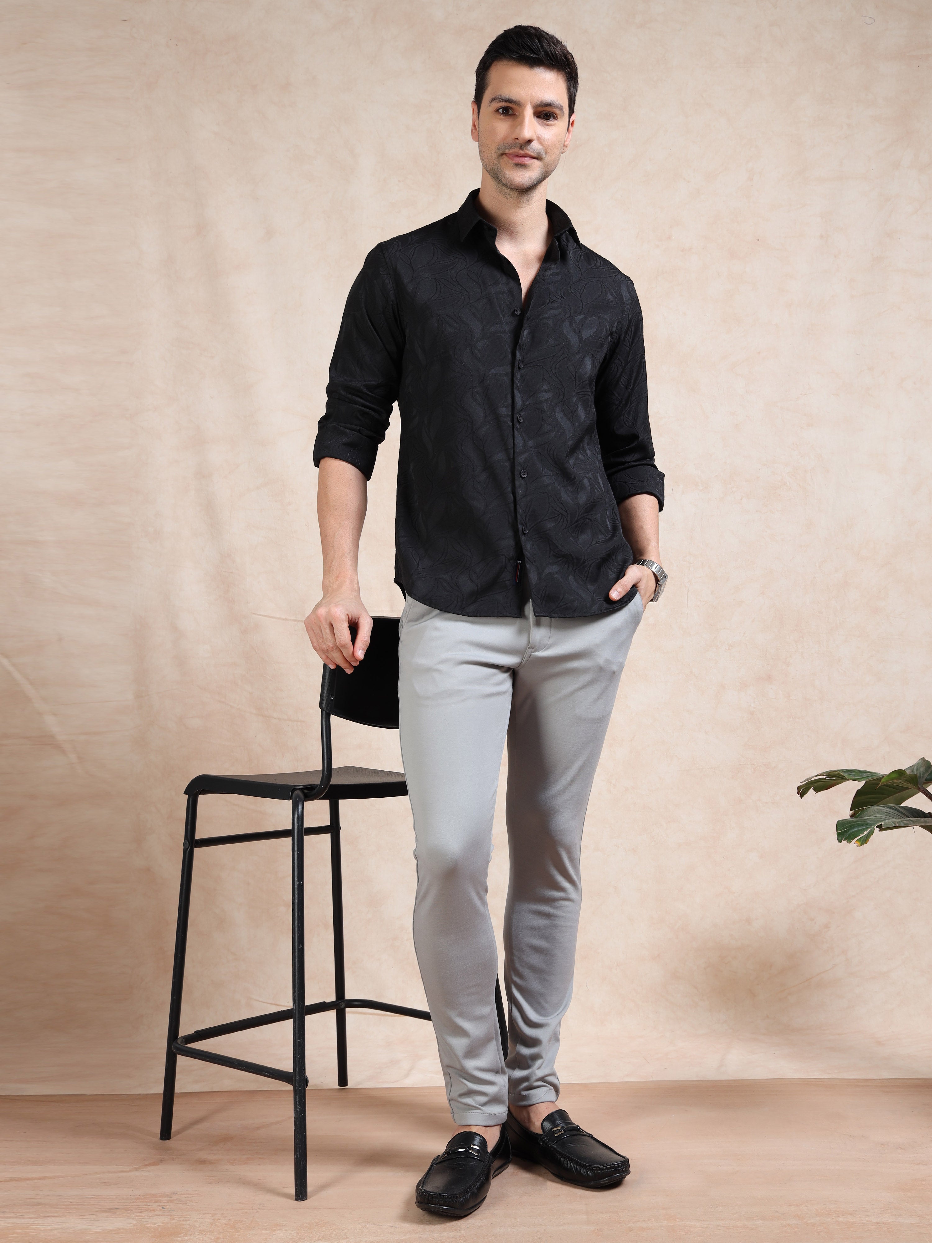 MEN'S BLACK SELF DESIGN SLIM FIT SHIRT