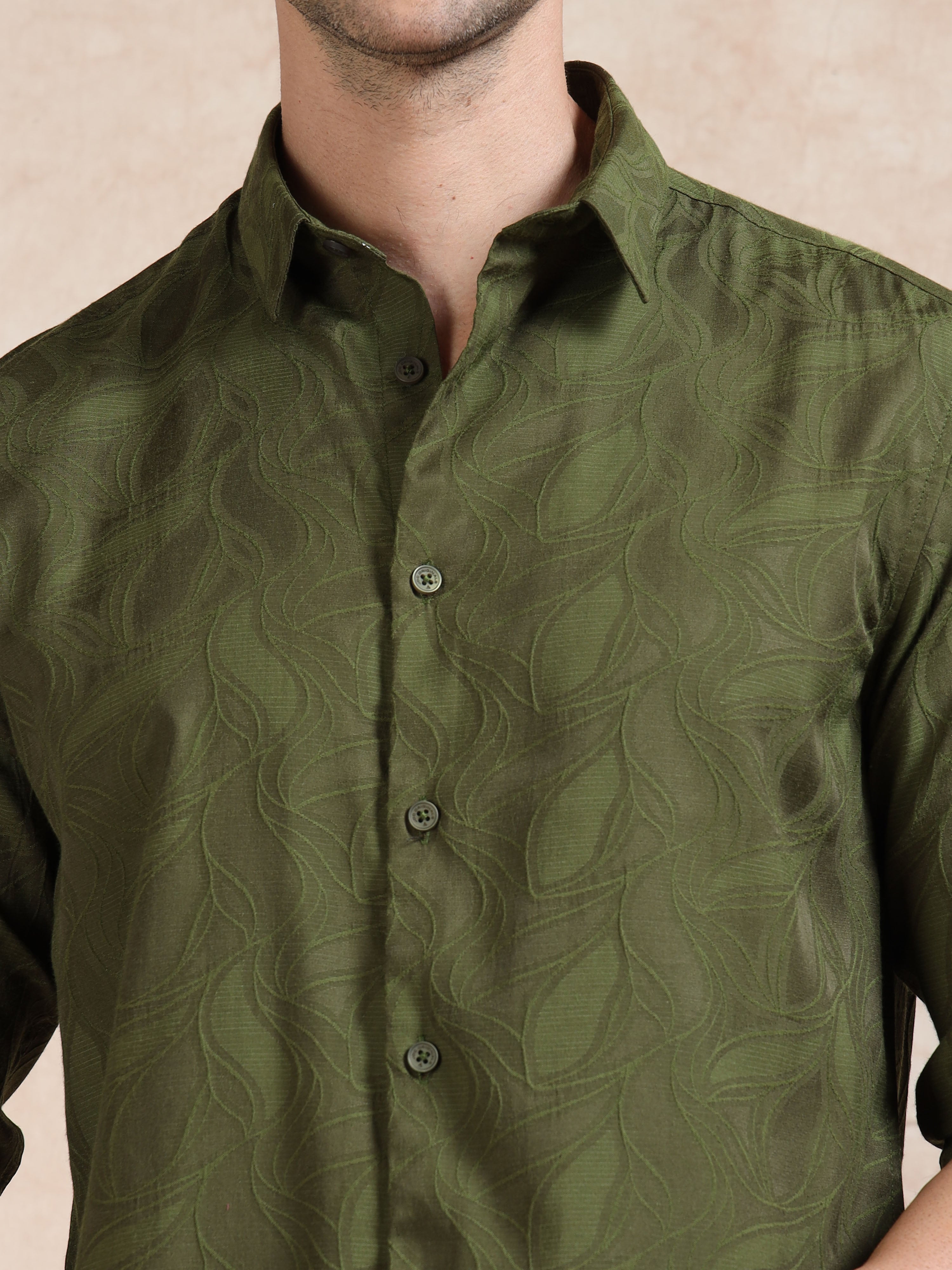 MEN'S GREEN SELF DESIGN SLIM FIT SHIRT