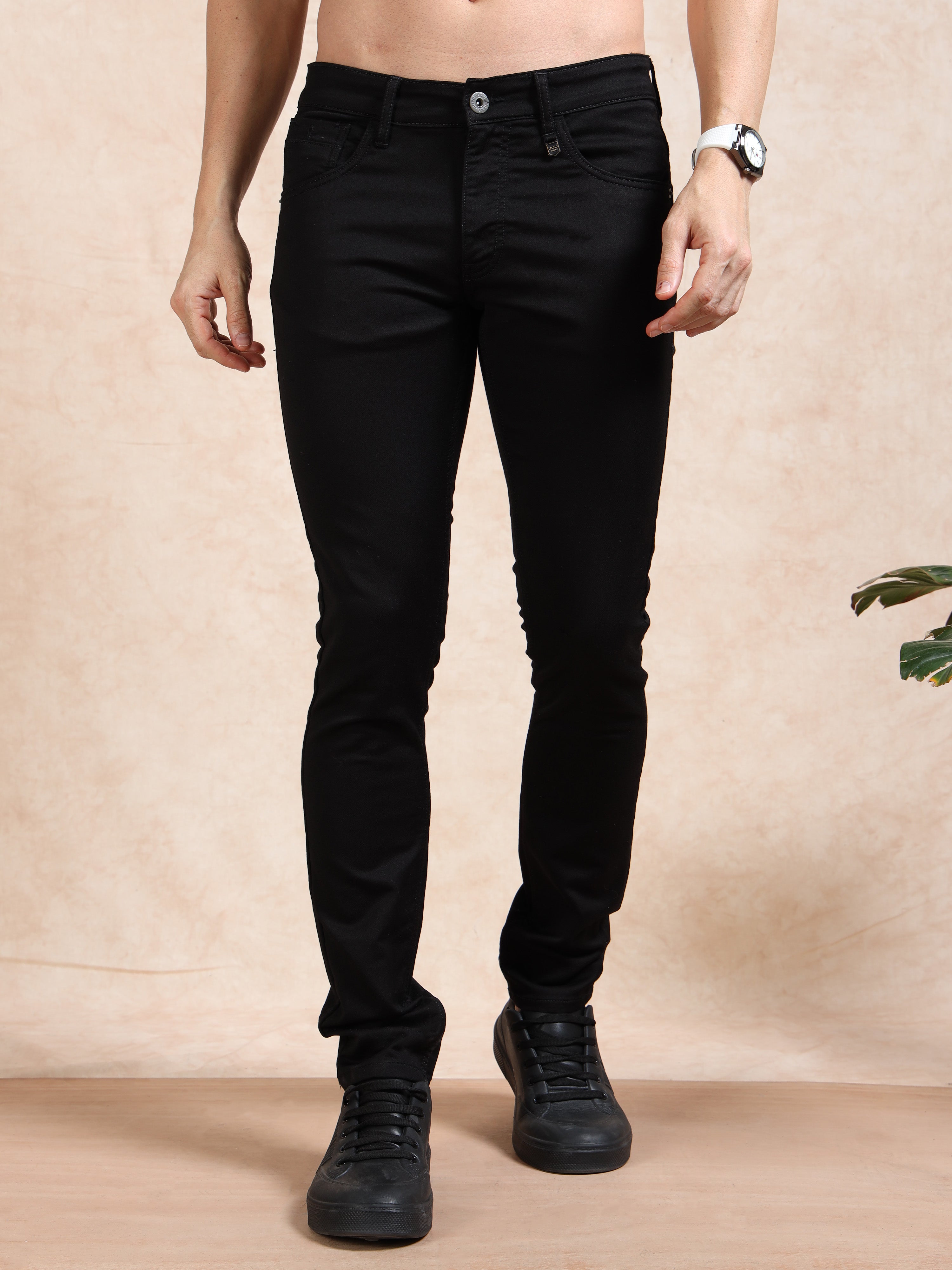MEN'S BLACK SOLID SLIM FIT JEANS