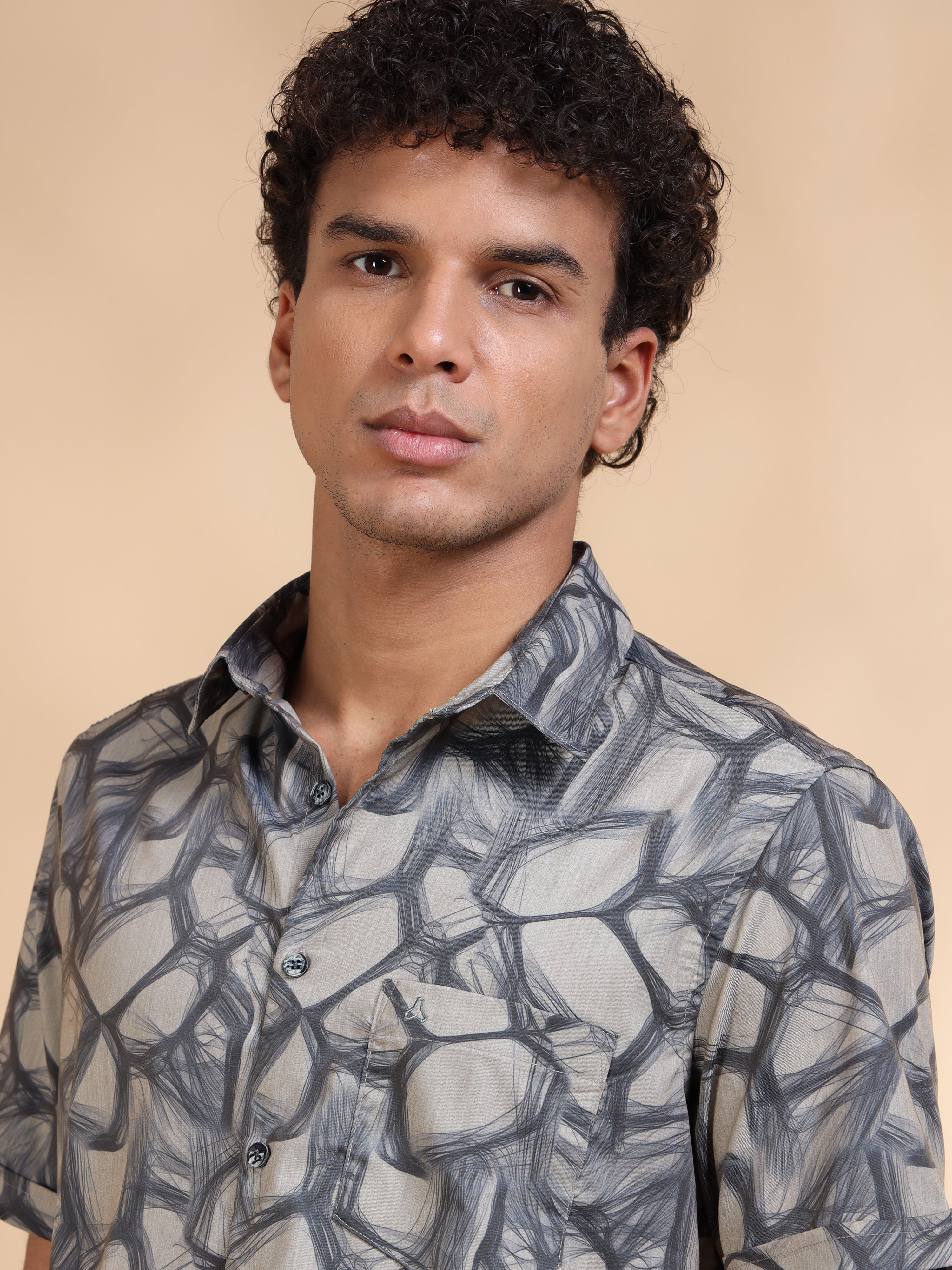 MEN'S DK.GREY PRINT SLIM FIT SHIRT