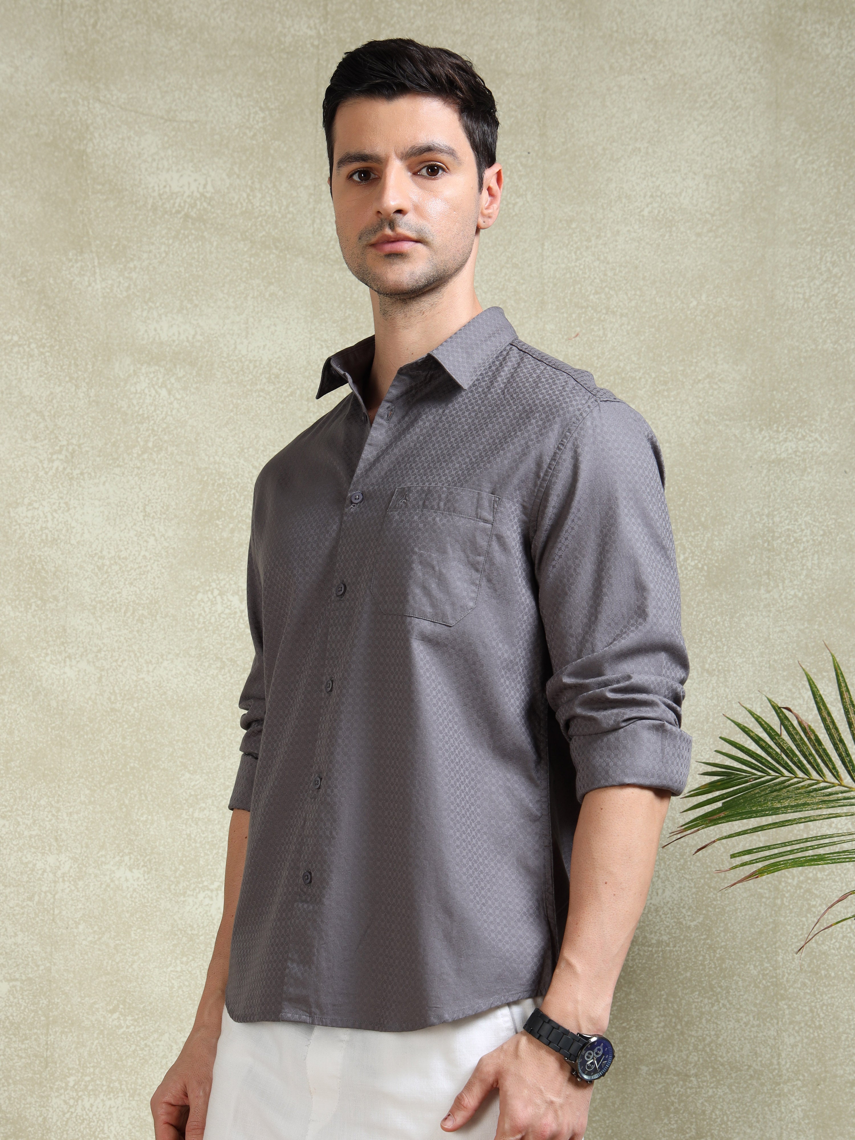 MEN'S GREY SELF DESIGN SLIM FIT SHIRT
