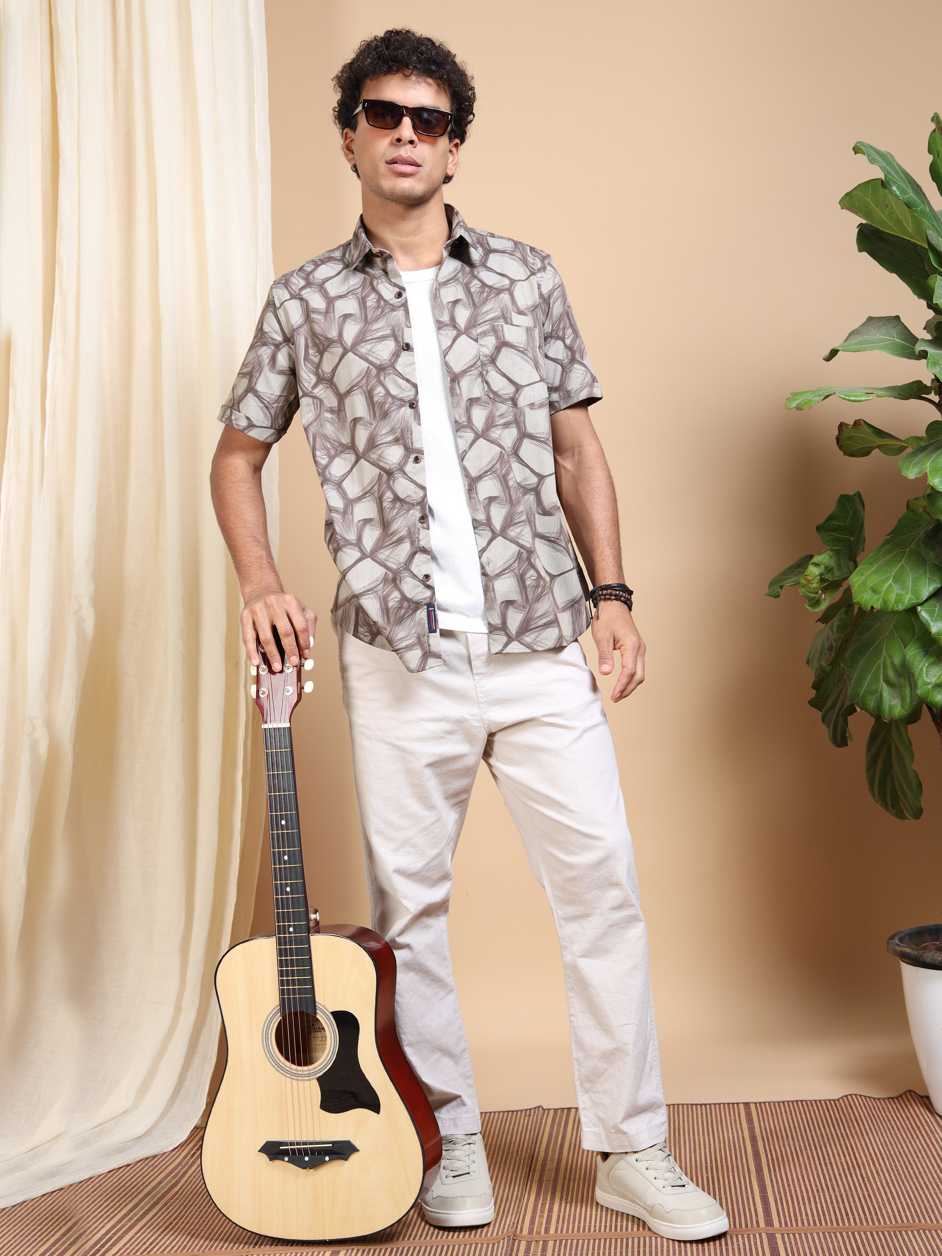 MEN'S BROWN PRINT SLIM FIT SHIRT