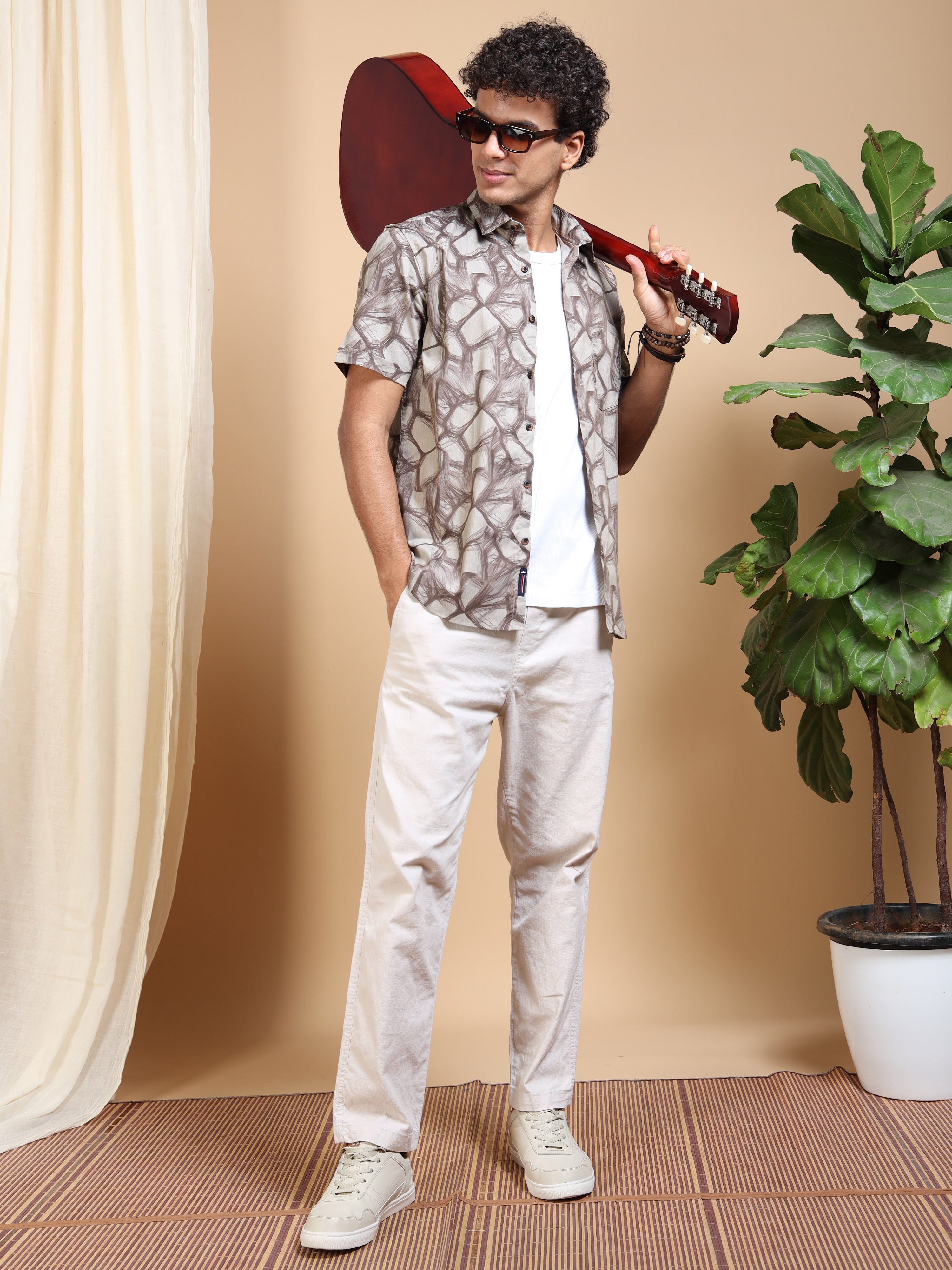 MEN'S BROWN PRINT SLIM FIT SHIRT