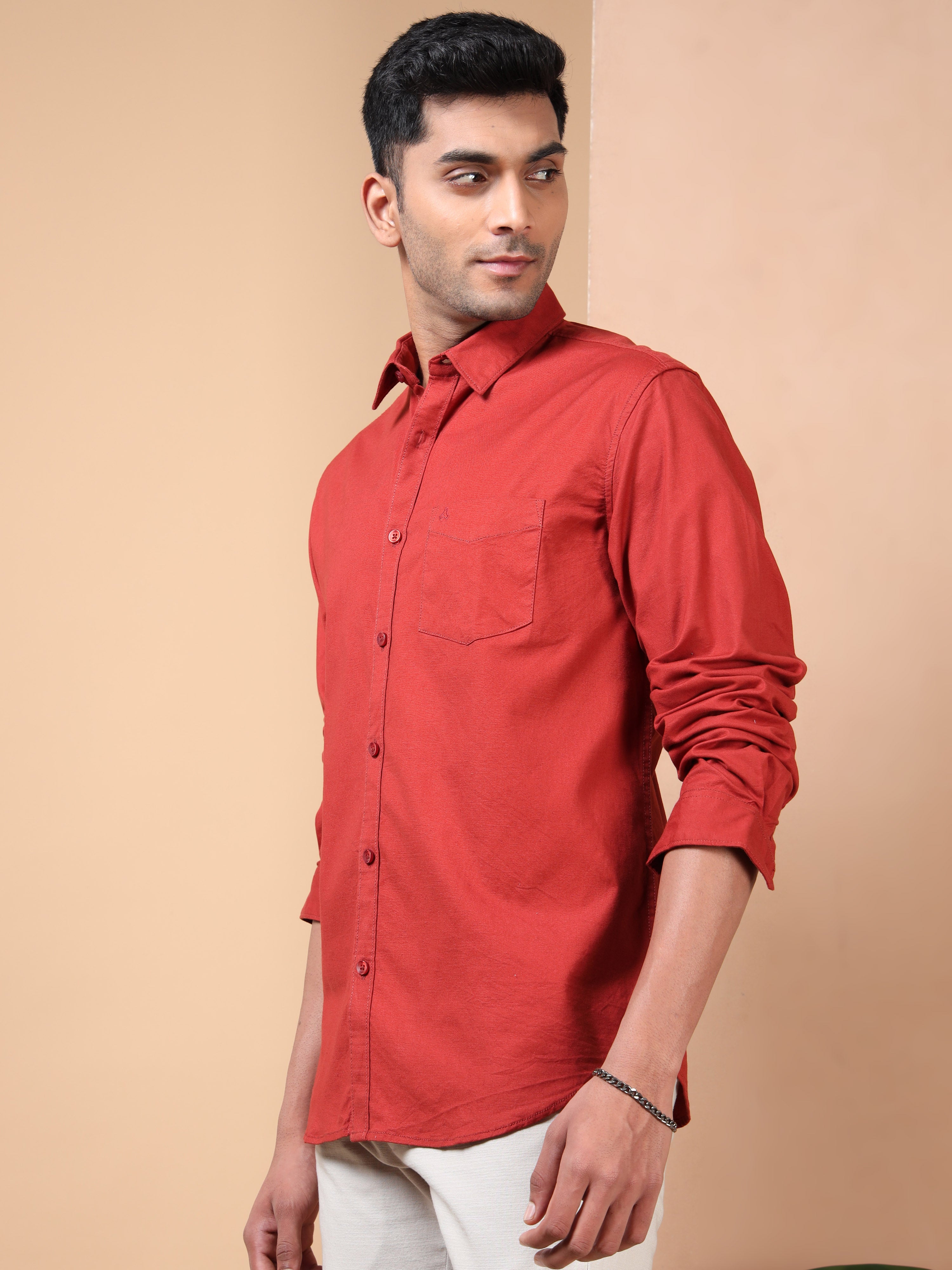 MEN'S RUST SOLID SLIM FIT SHIRT