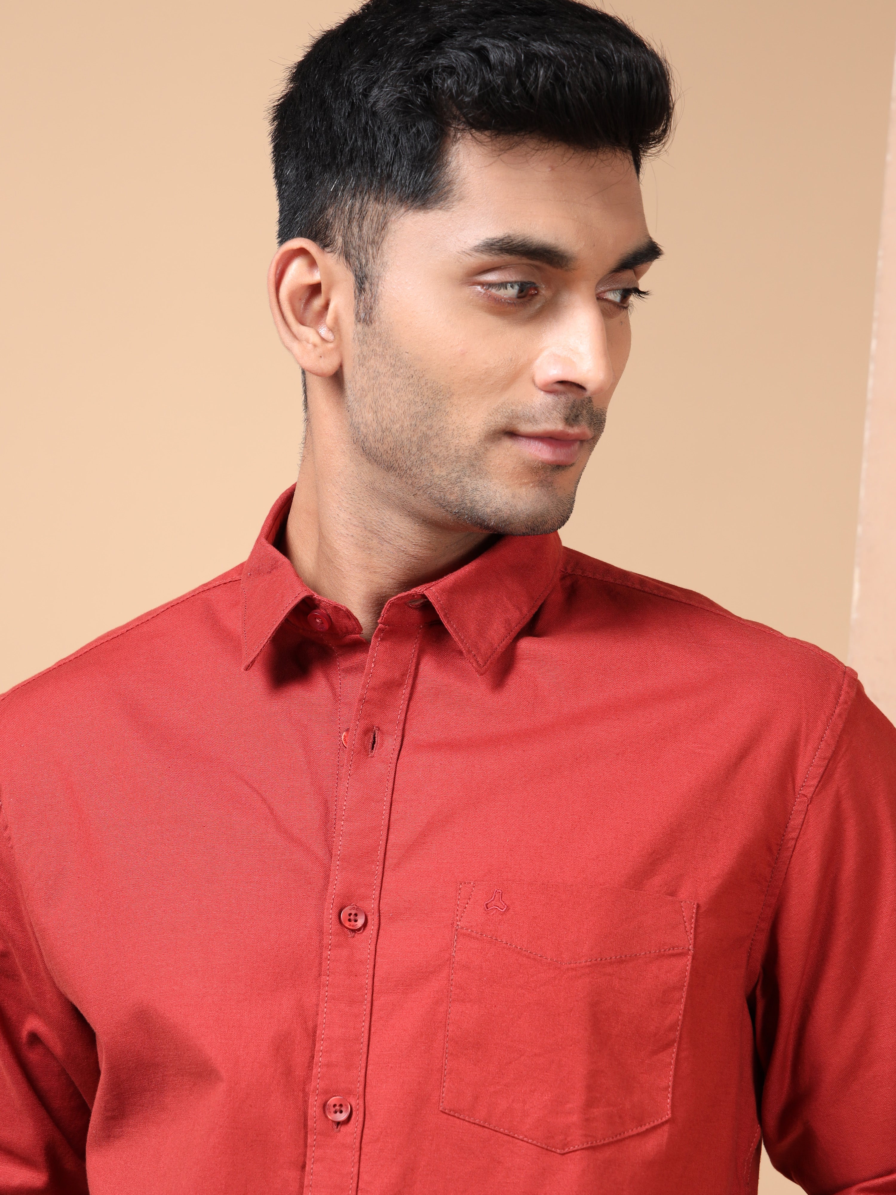 MEN'S RUST SOLID SLIM FIT SHIRT