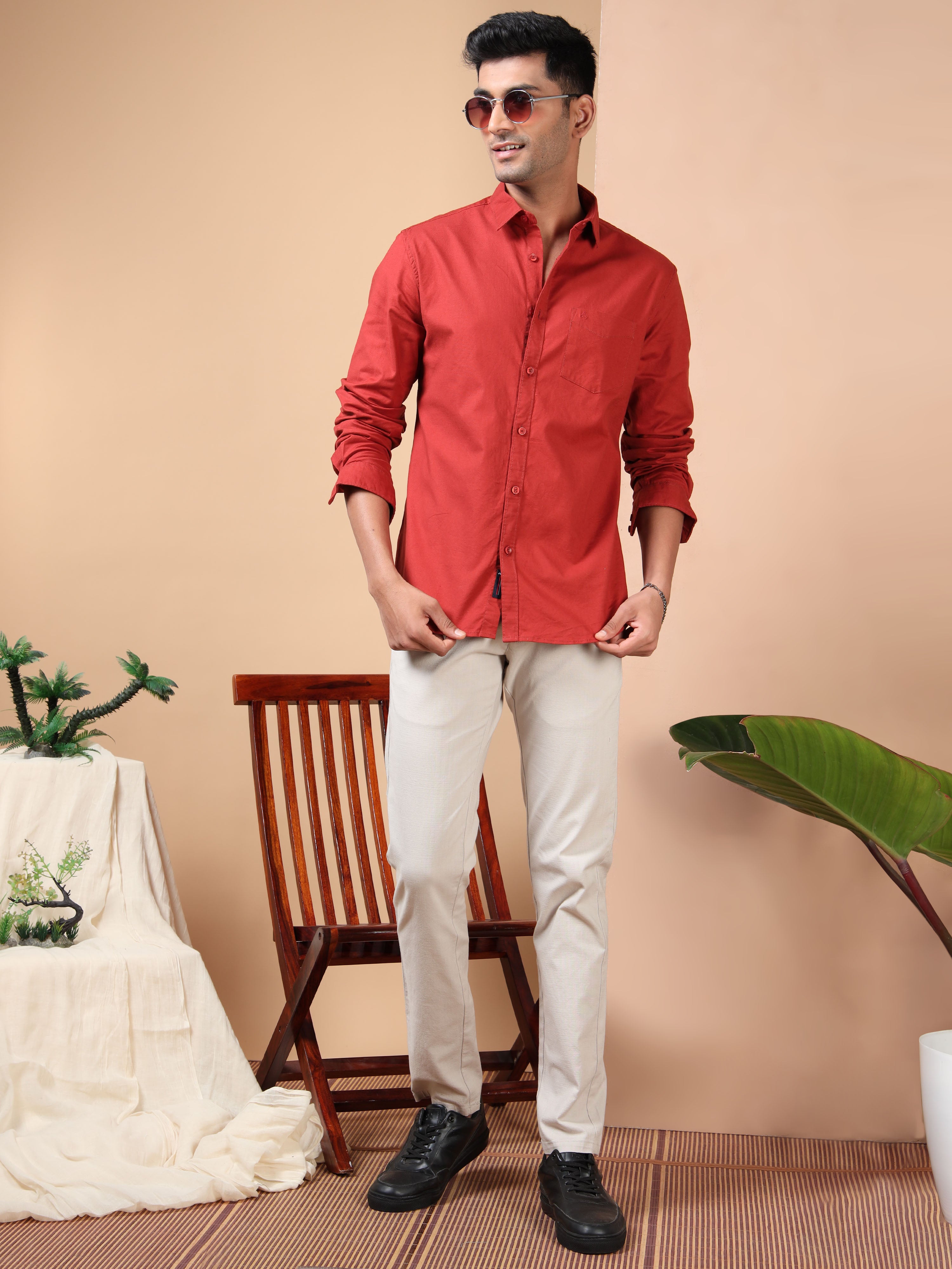 MEN'S RUST SOLID SLIM FIT SHIRT