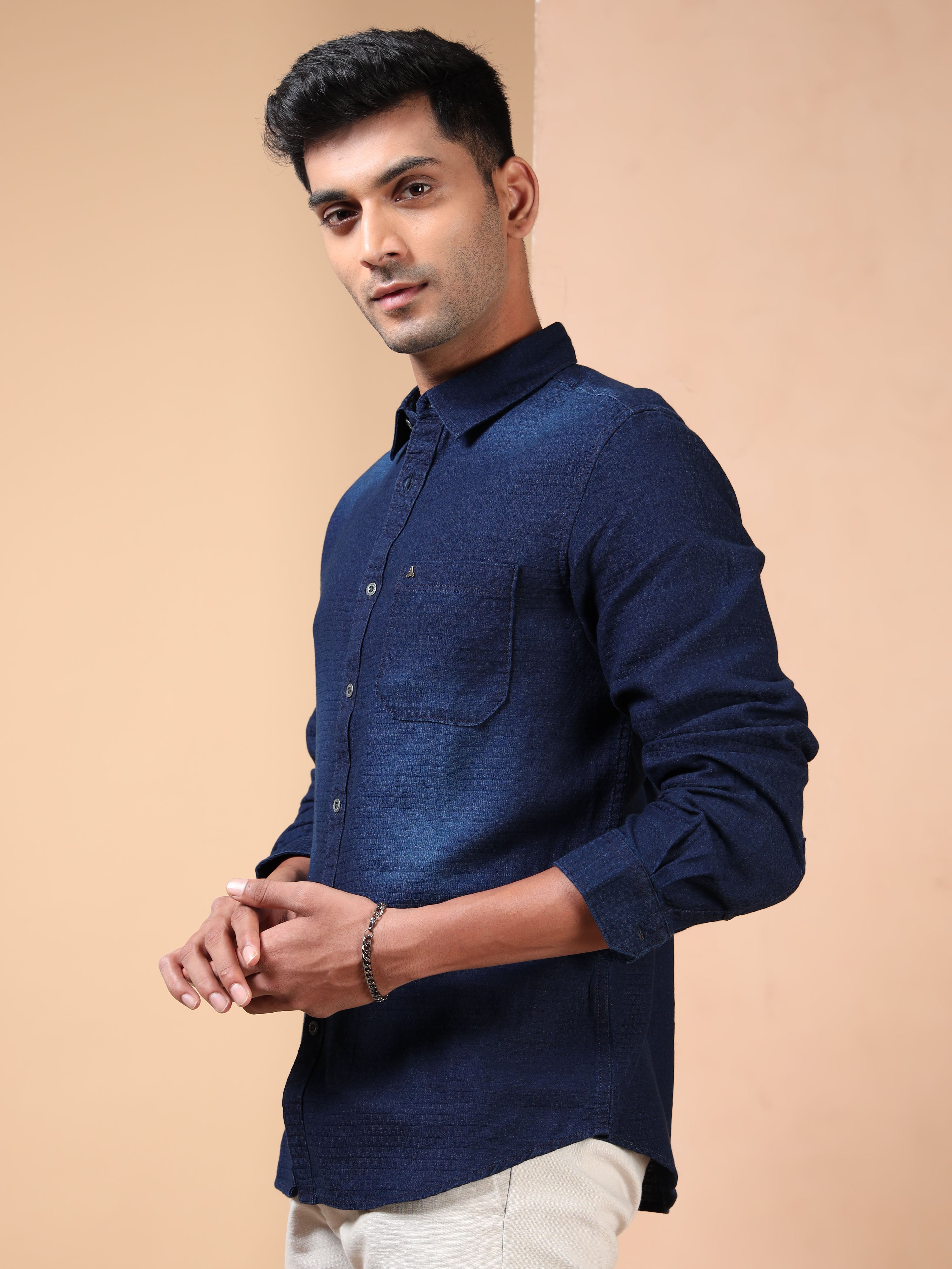 MEN'S INDIGO SOLID SLIM FIT SHIRT
