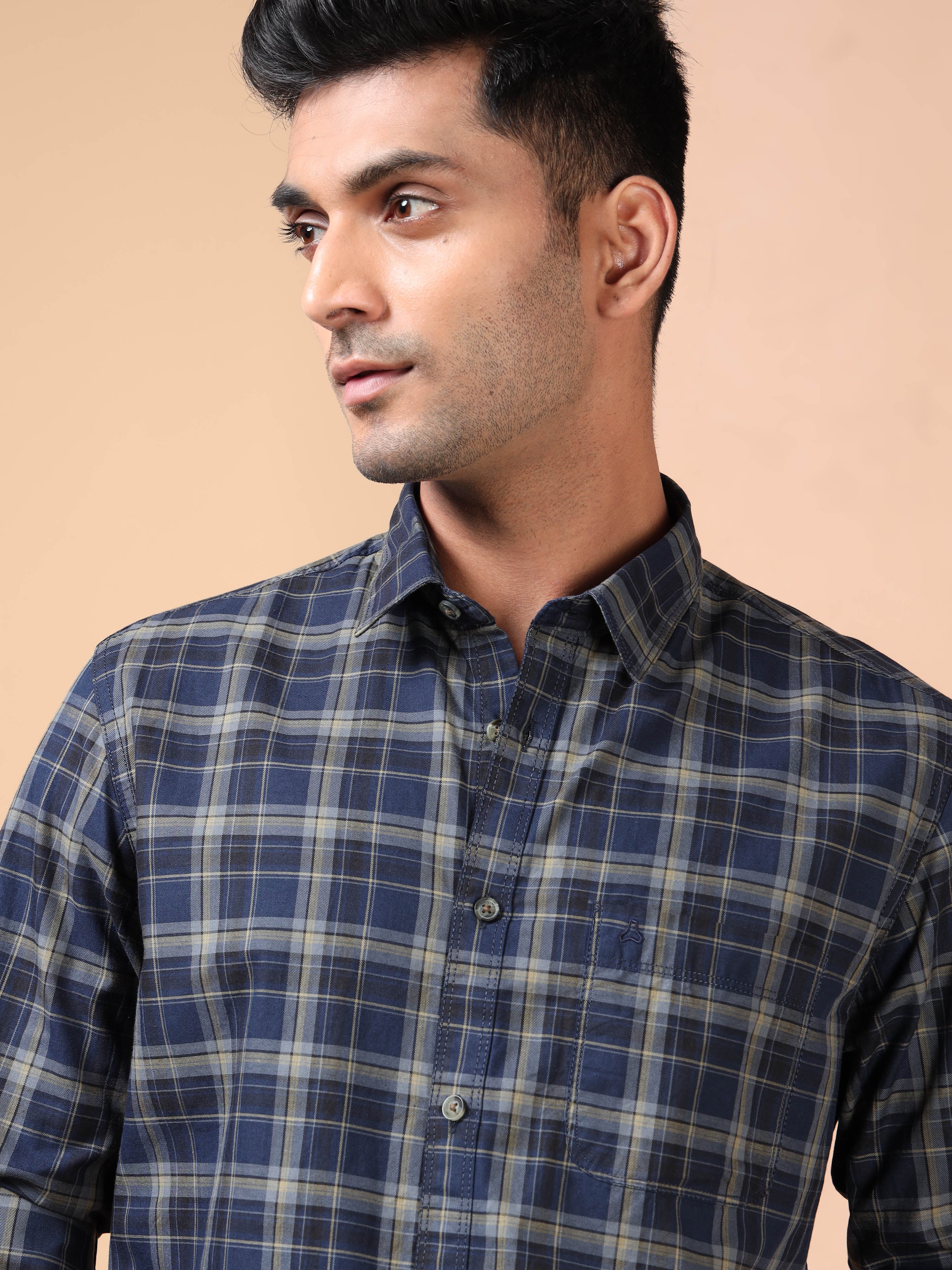 MEN'S NAVY CHECKS SLIM FIT SHIRT