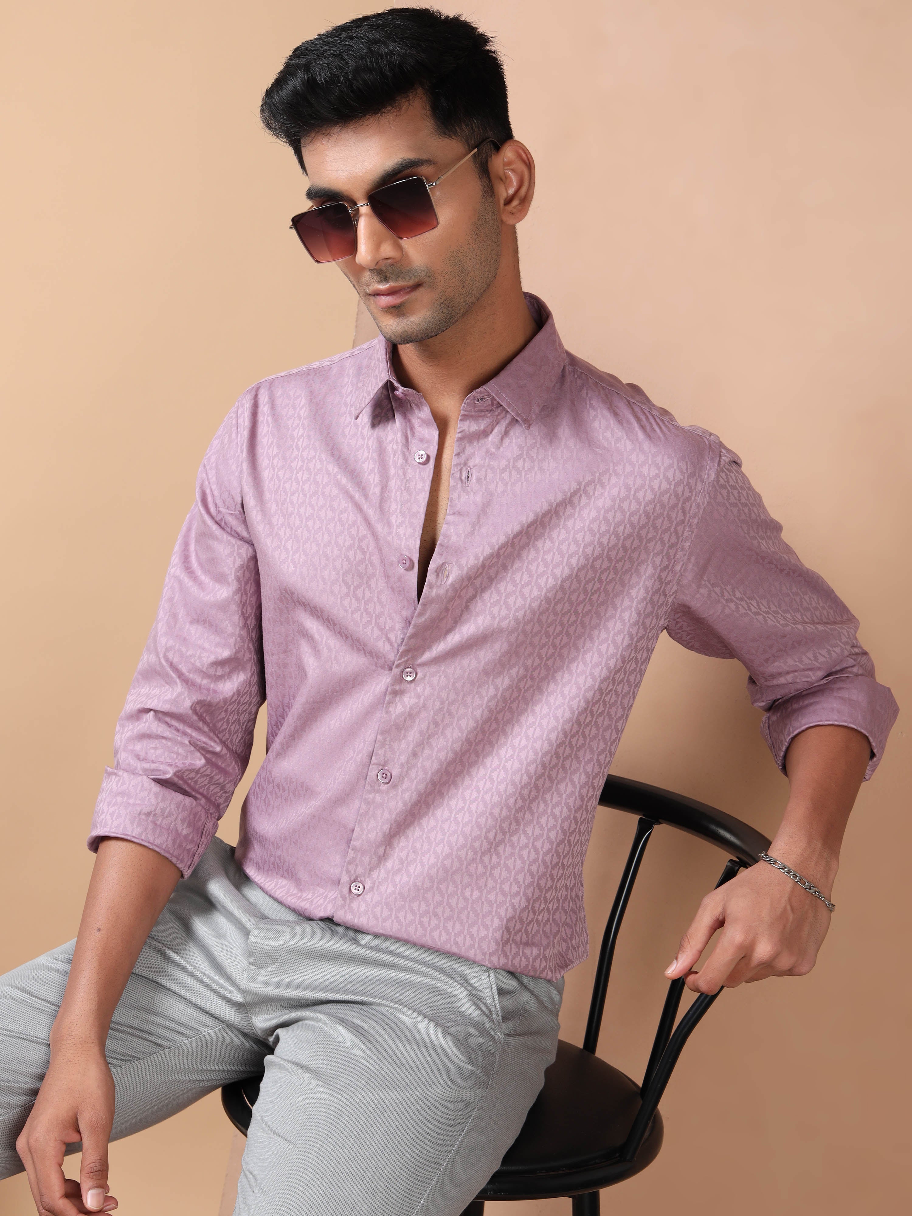 MEN'S PURPLE SOLID SLIM FIT SHIRT