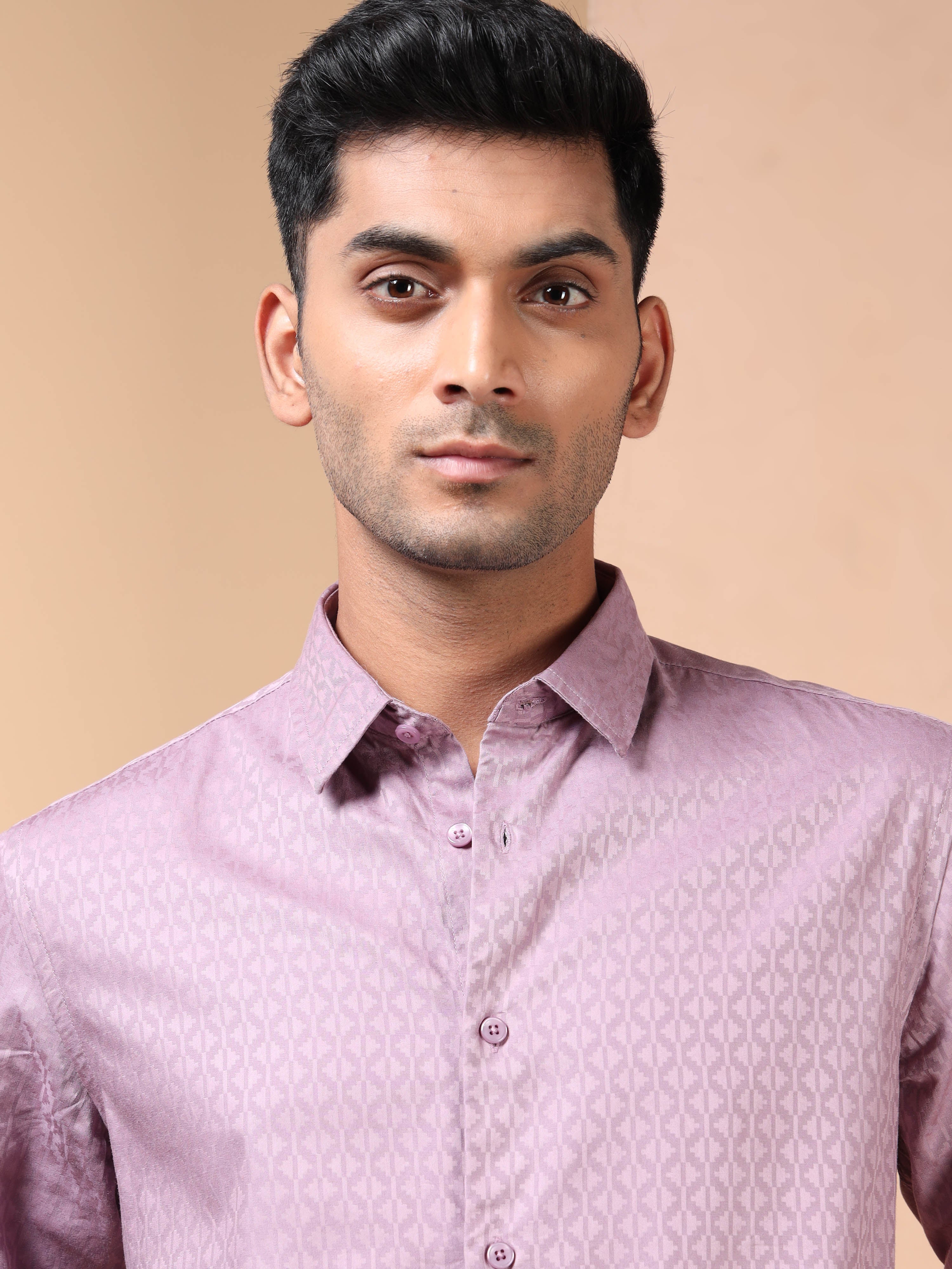 MEN'S PURPLE SOLID SLIM FIT SHIRT