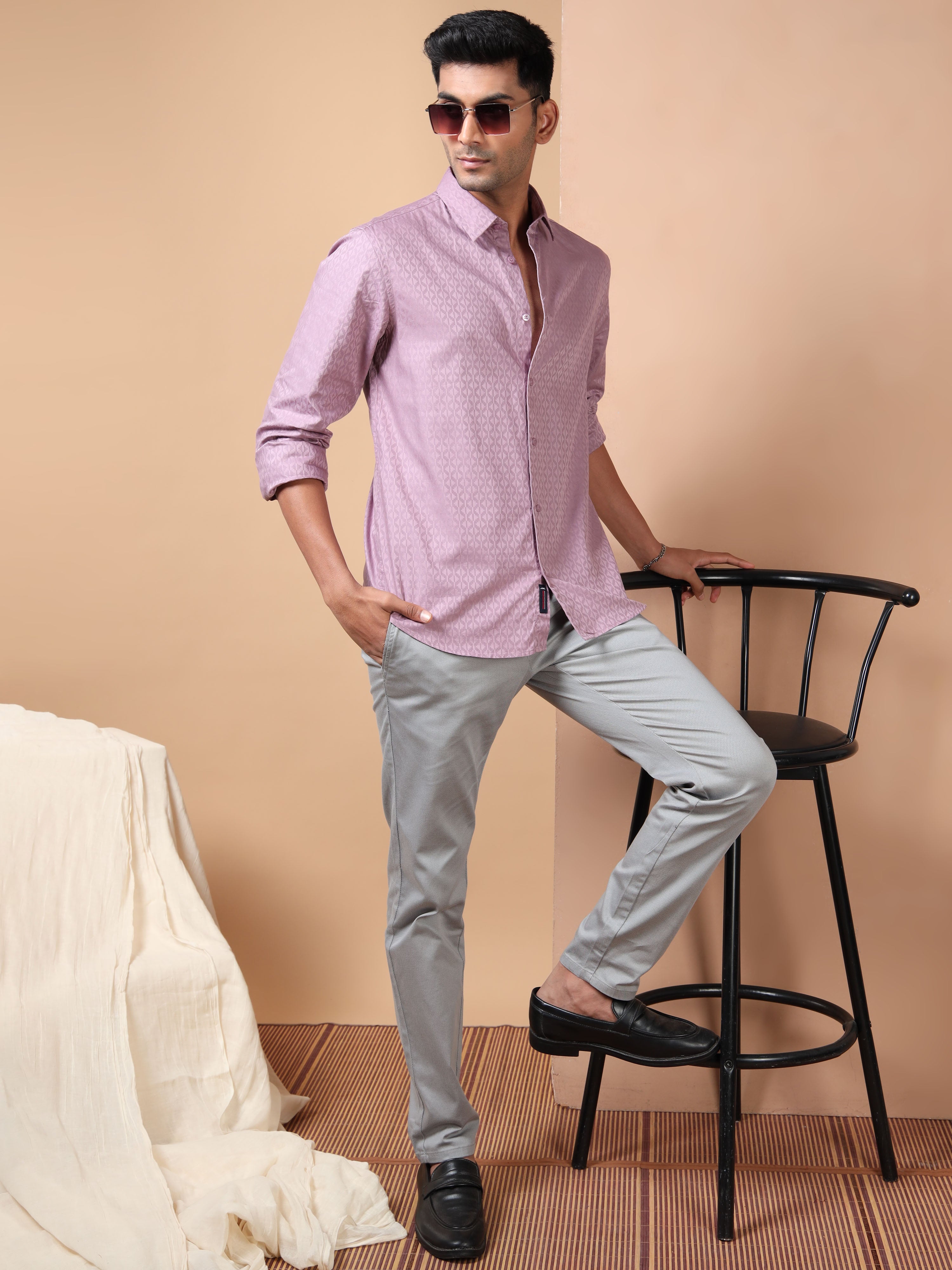 MEN'S PURPLE SOLID SLIM FIT SHIRT