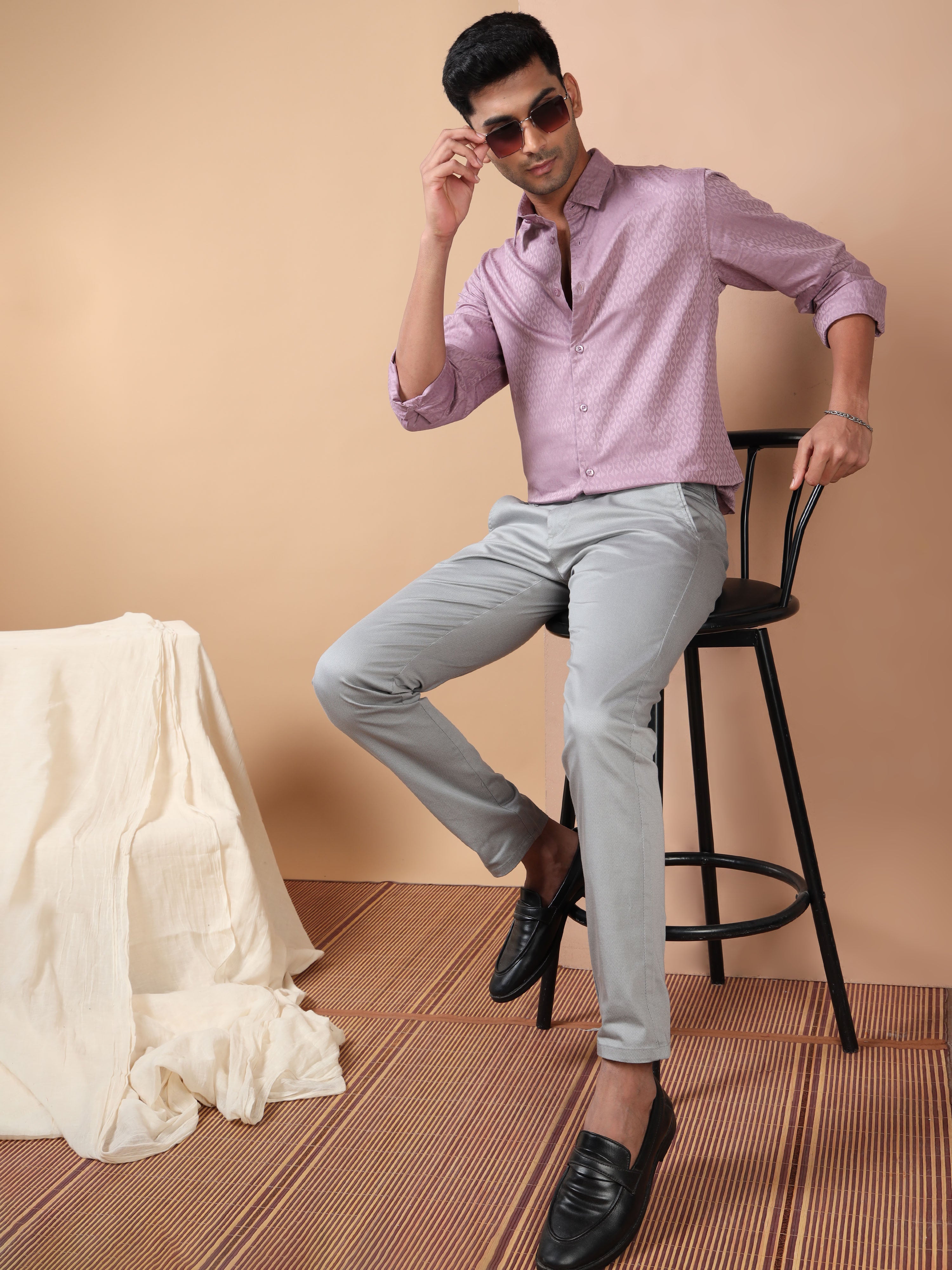 MEN'S PURPLE SOLID SLIM FIT SHIRT