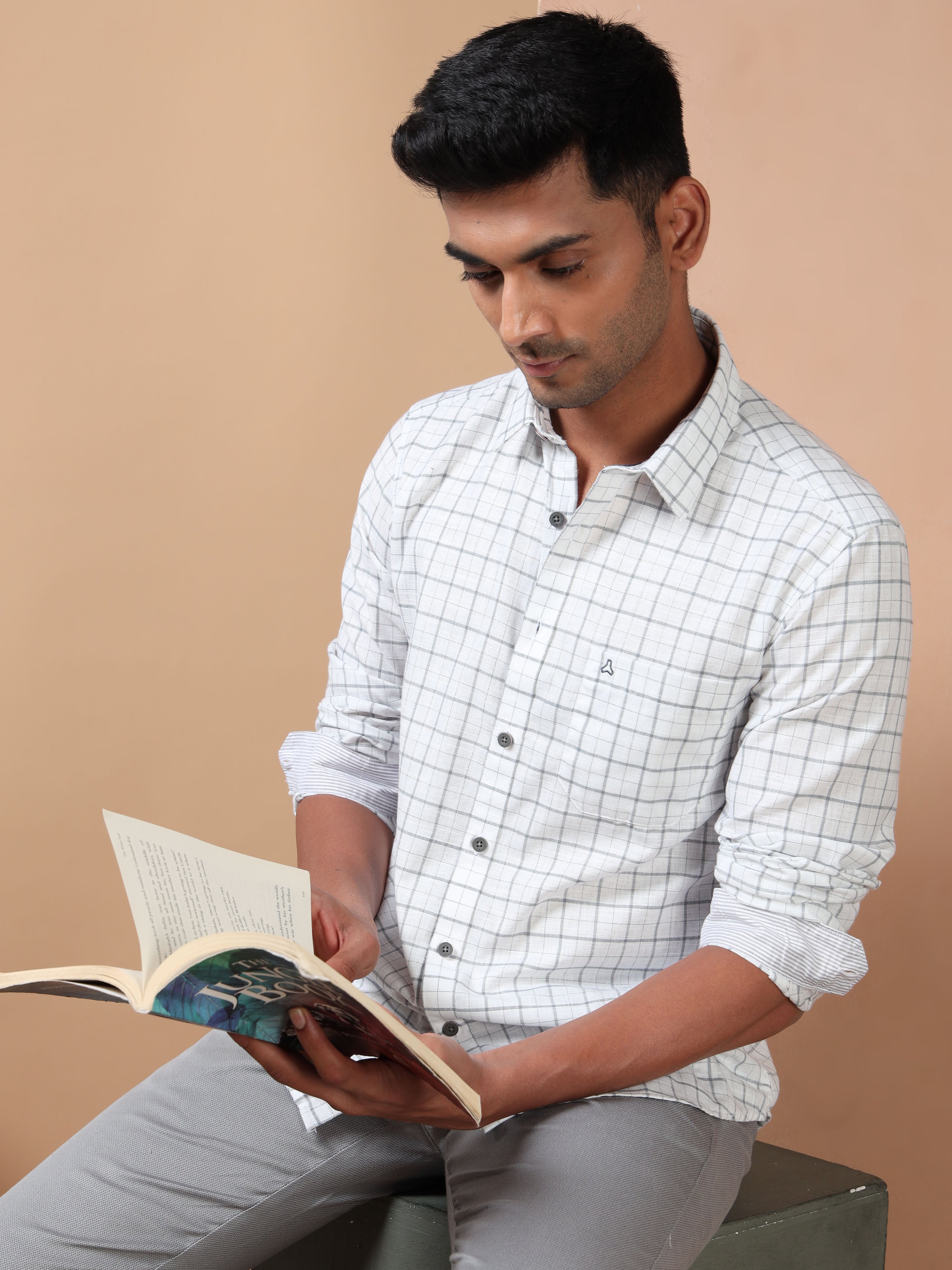 MEN'S WHITE CHECKS SLIM FIT SHIRT