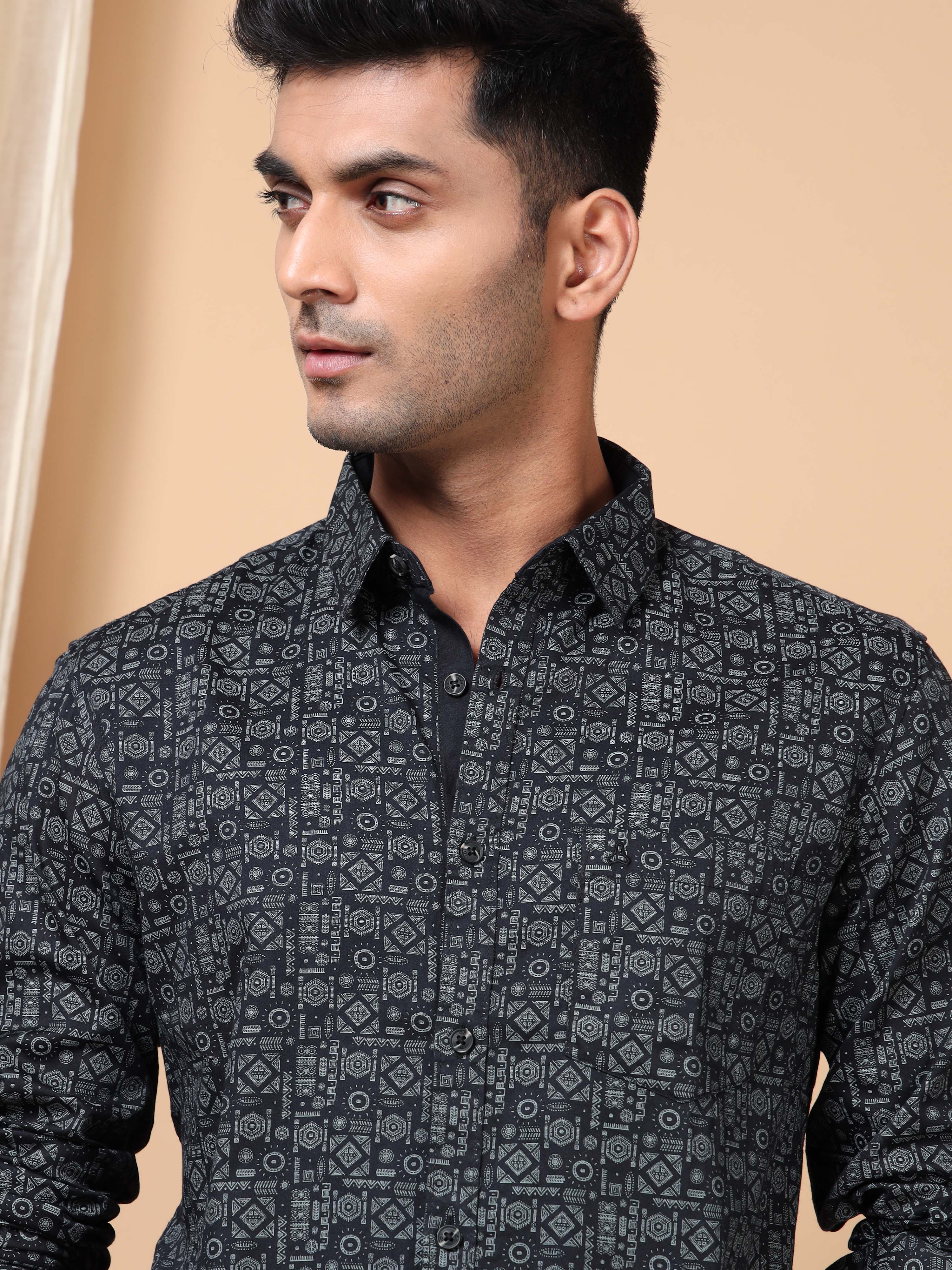 MEN'S BLACK PRINT SLIM FIT SHIRT