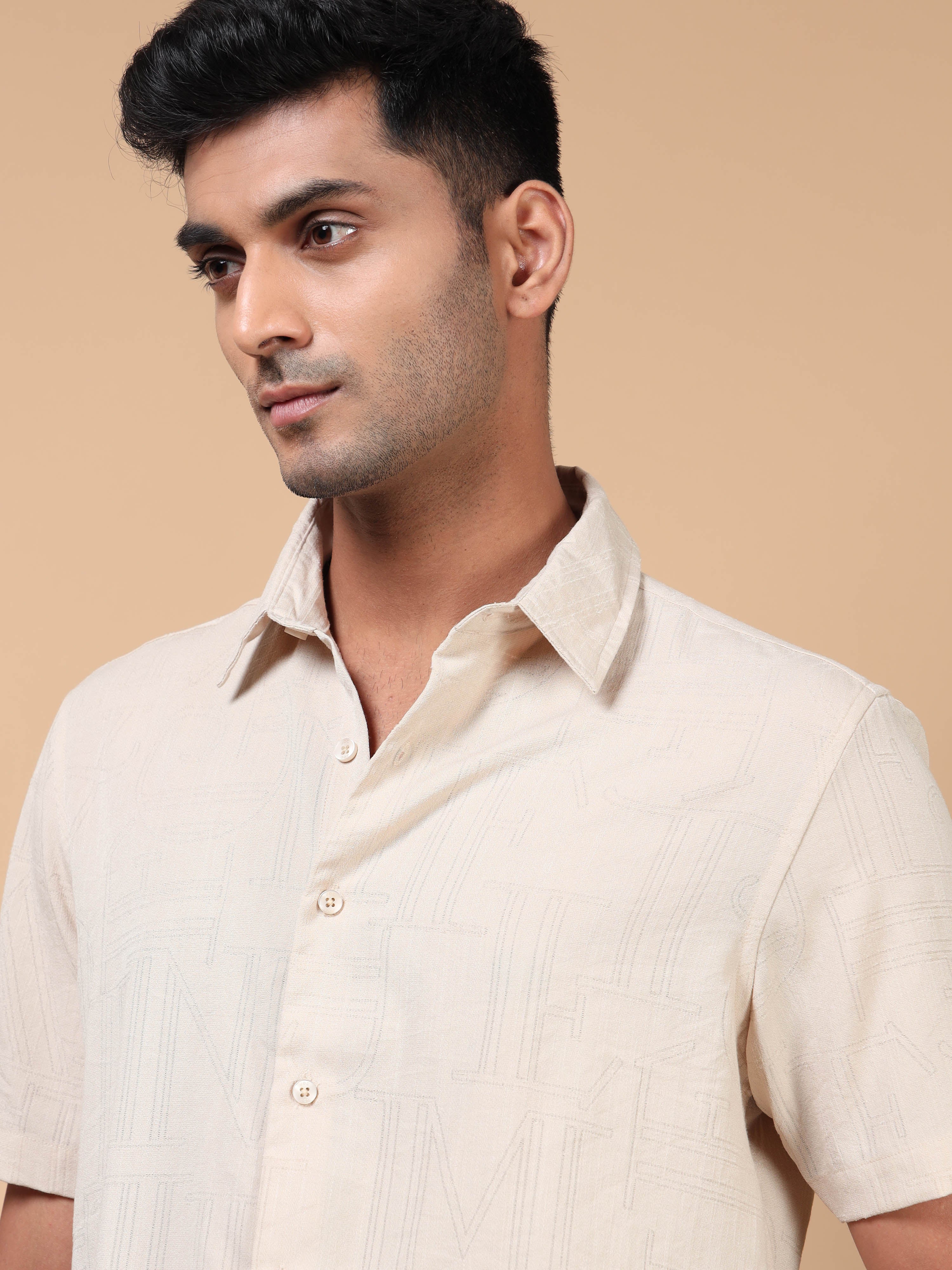 MEN'S BEIGE SOLID SLIM FIT SHIRT