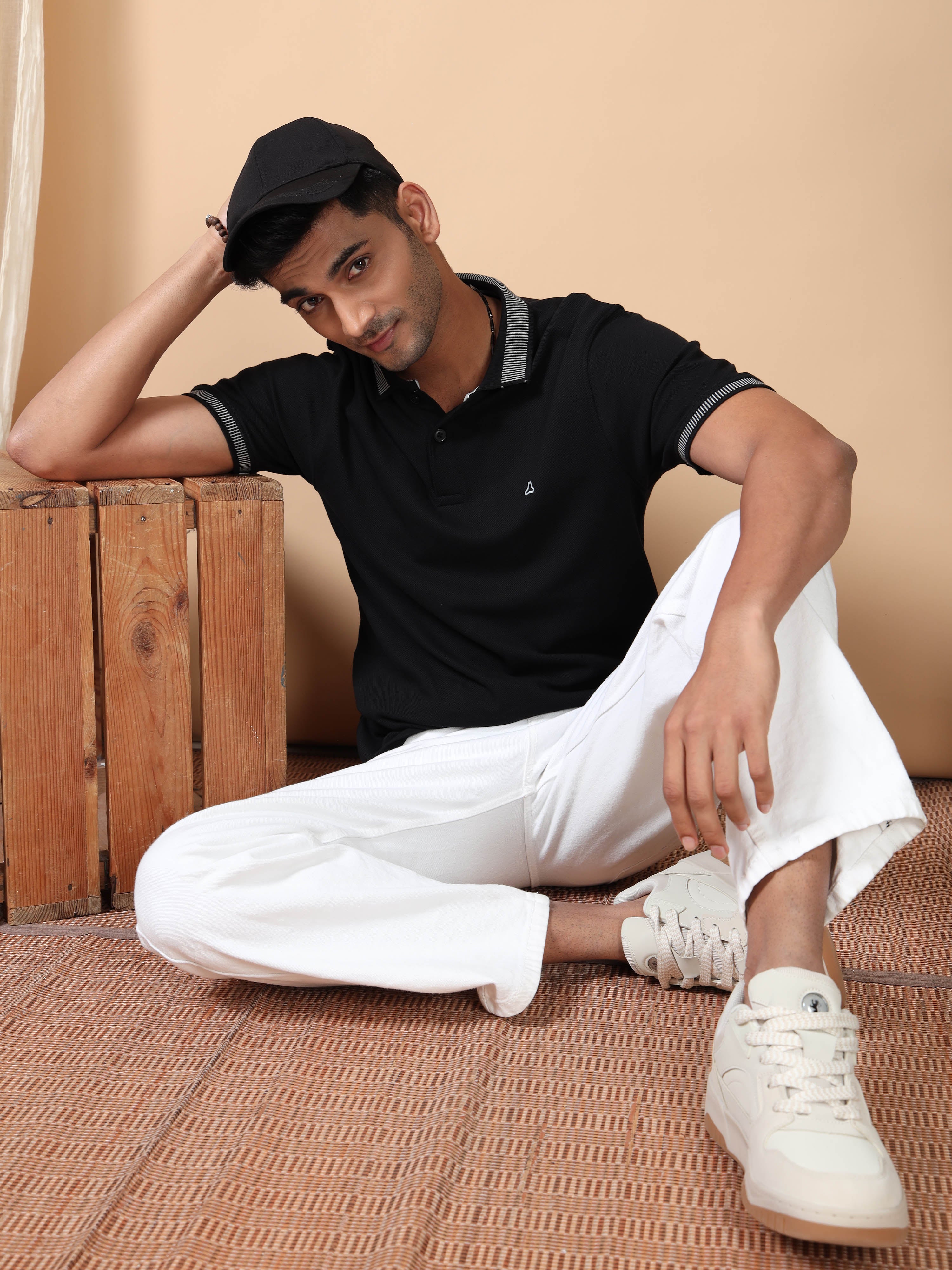 MEN'S BLACK SLIM FIT POLO TSHIRT