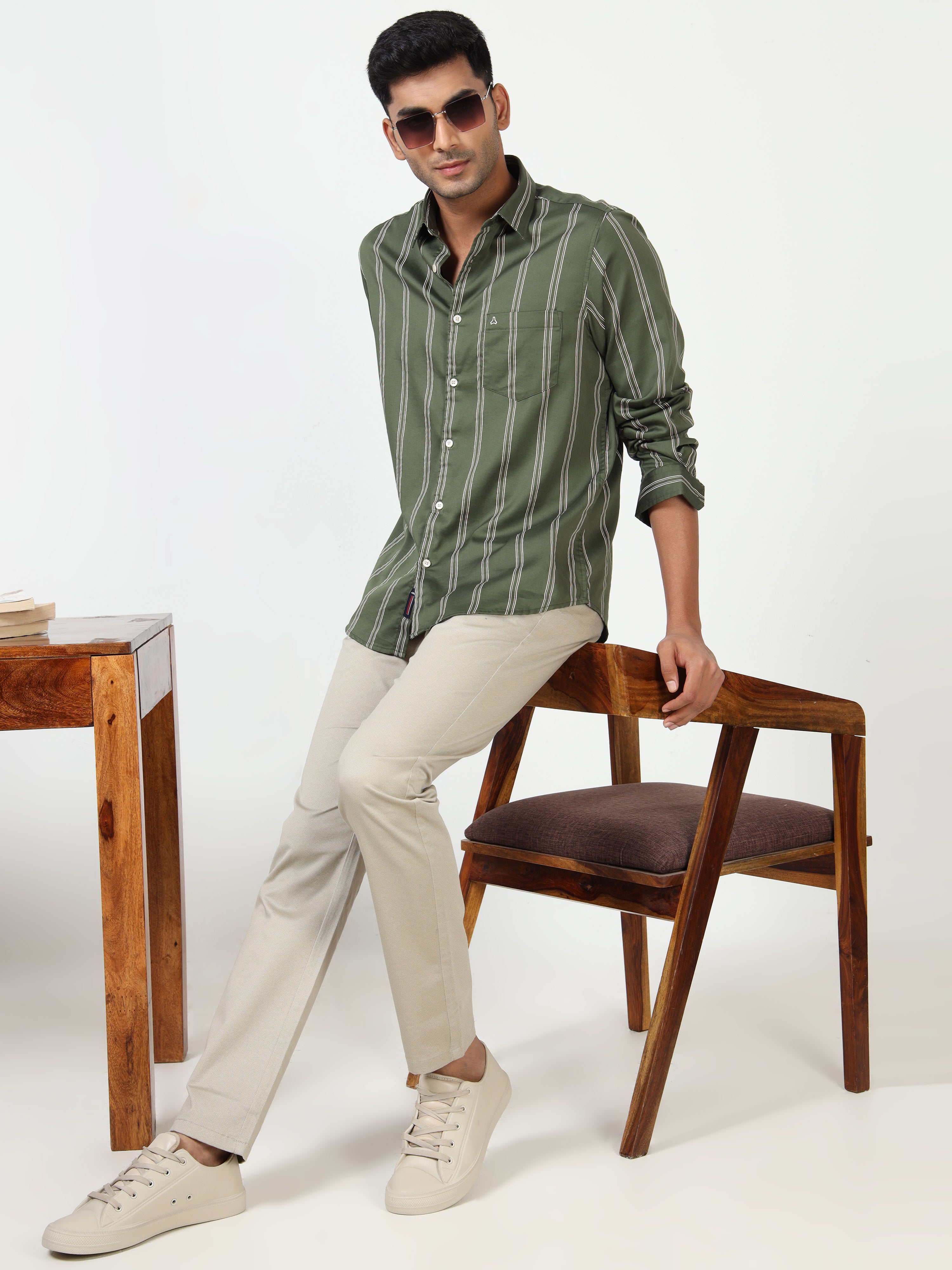 MEN'S GREEN STRIPE SLIM FIT SHIRT