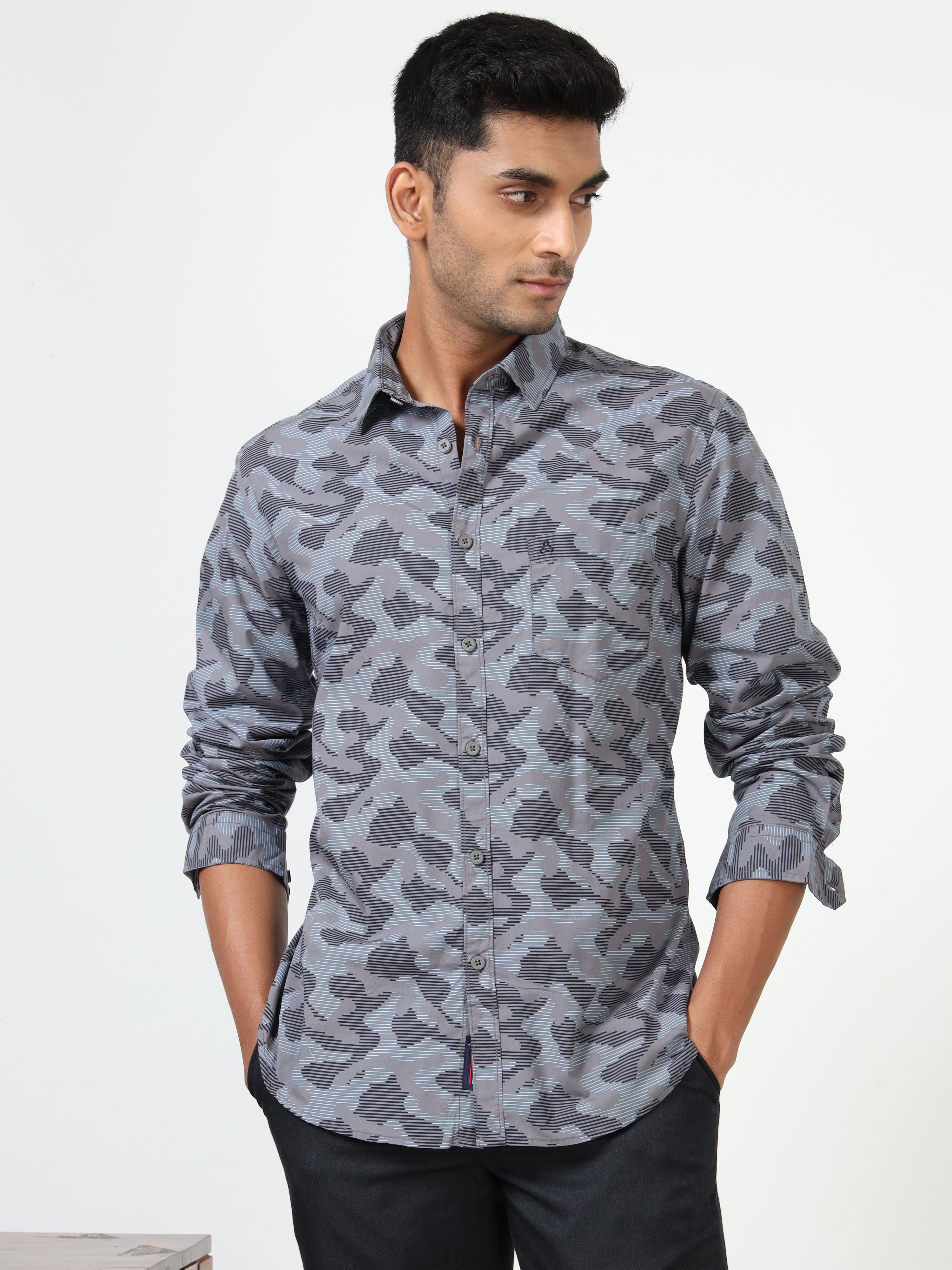 MEN'S BLUE PRINT SLIM FIT SHIRT