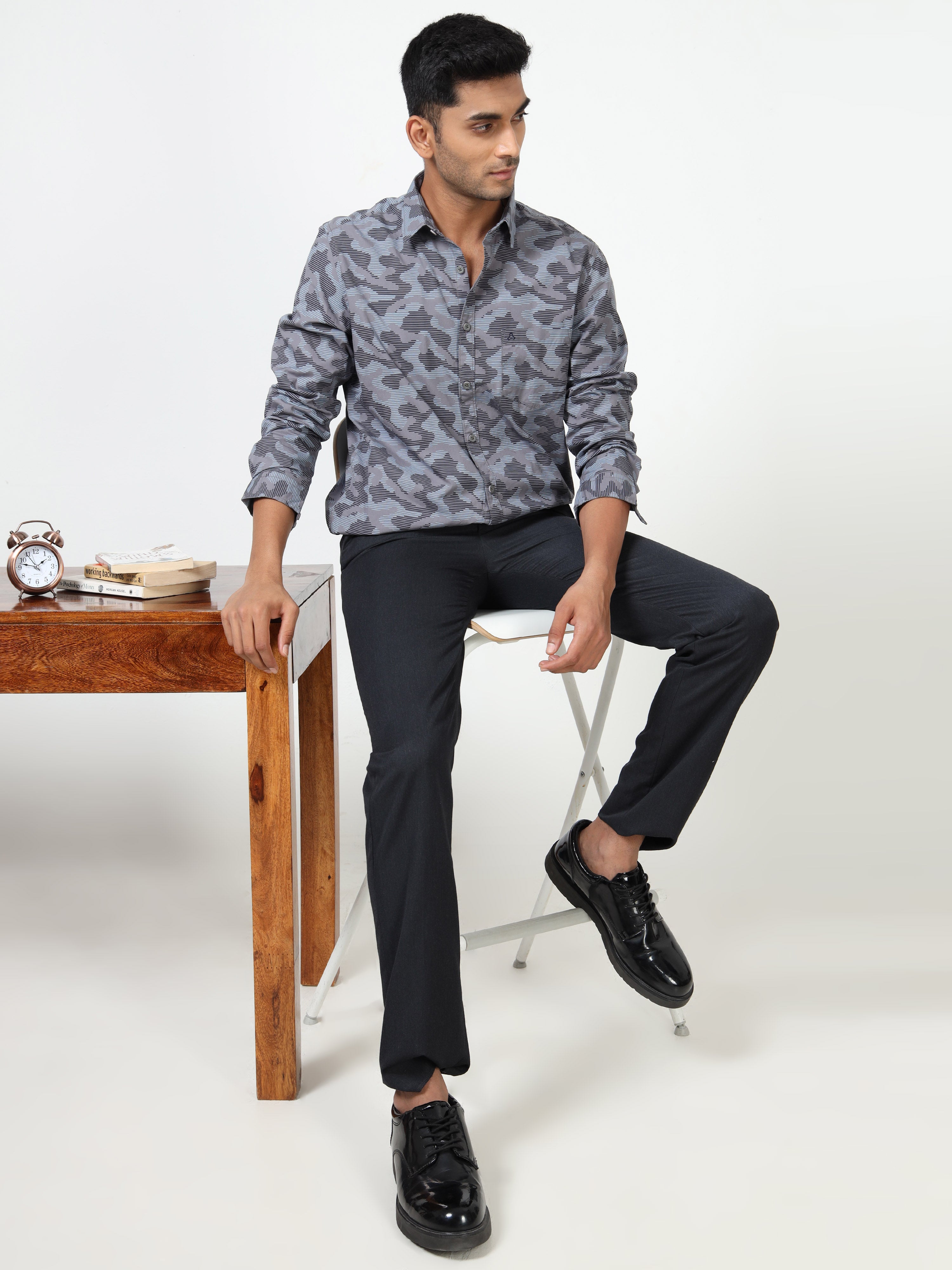 MEN'S BLUE PRINT SLIM FIT SHIRT