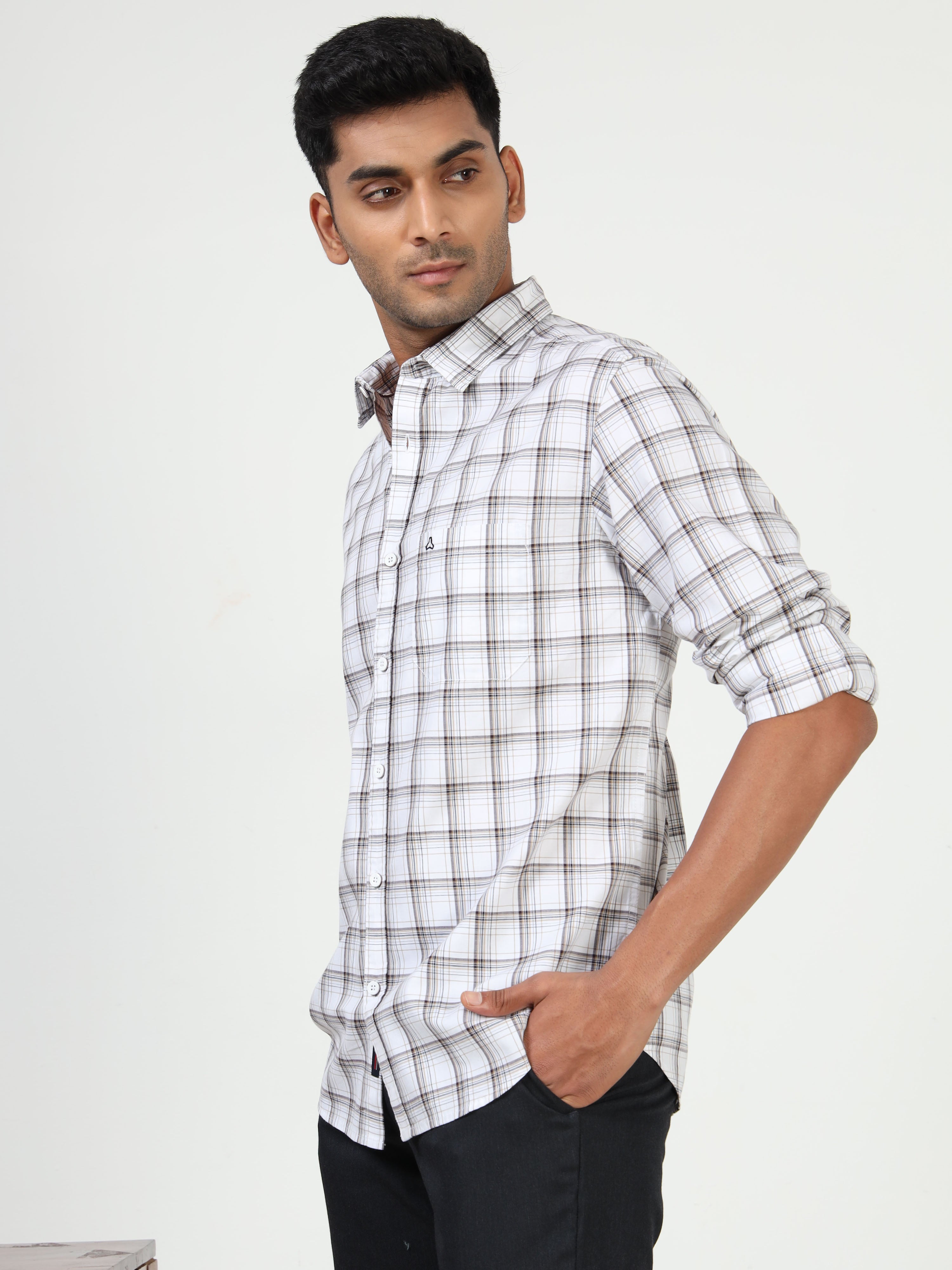 MEN'S WHITE CHECKS SLIM FIT SHIRT