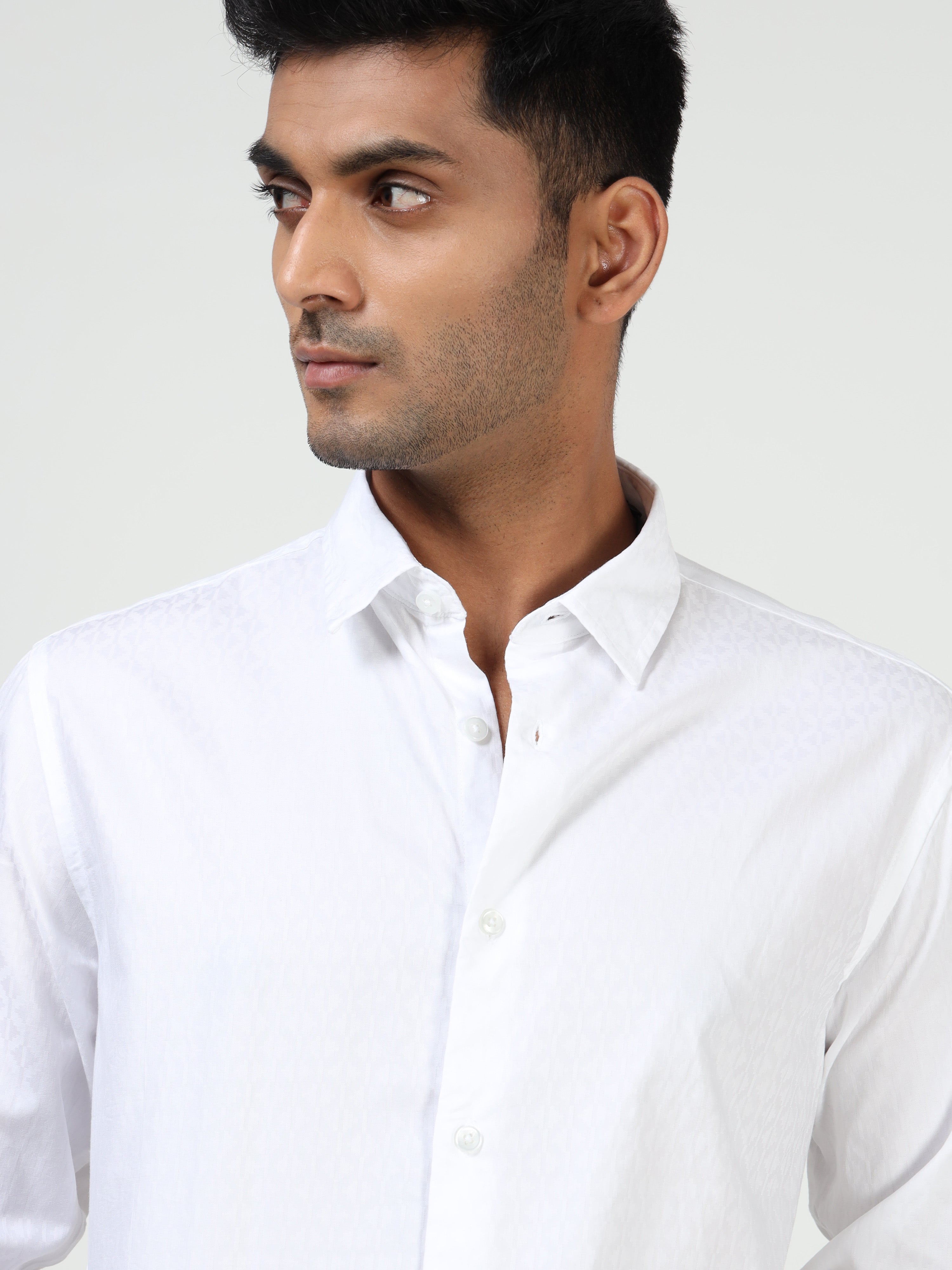 MEN'S WHITE SOLID SLIM FIT SHIRT
