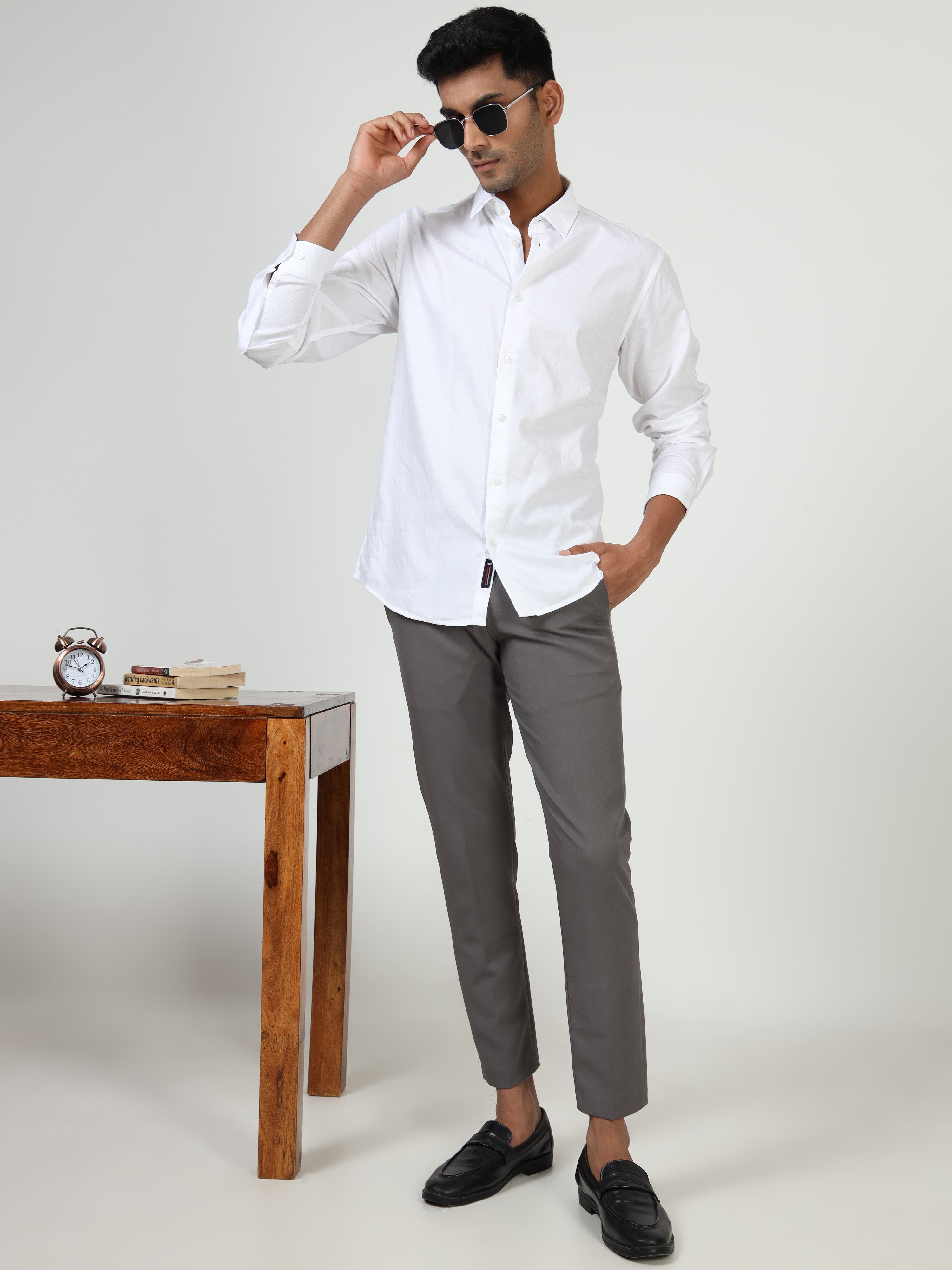 MEN'S WHITE SOLID SLIM FIT SHIRT