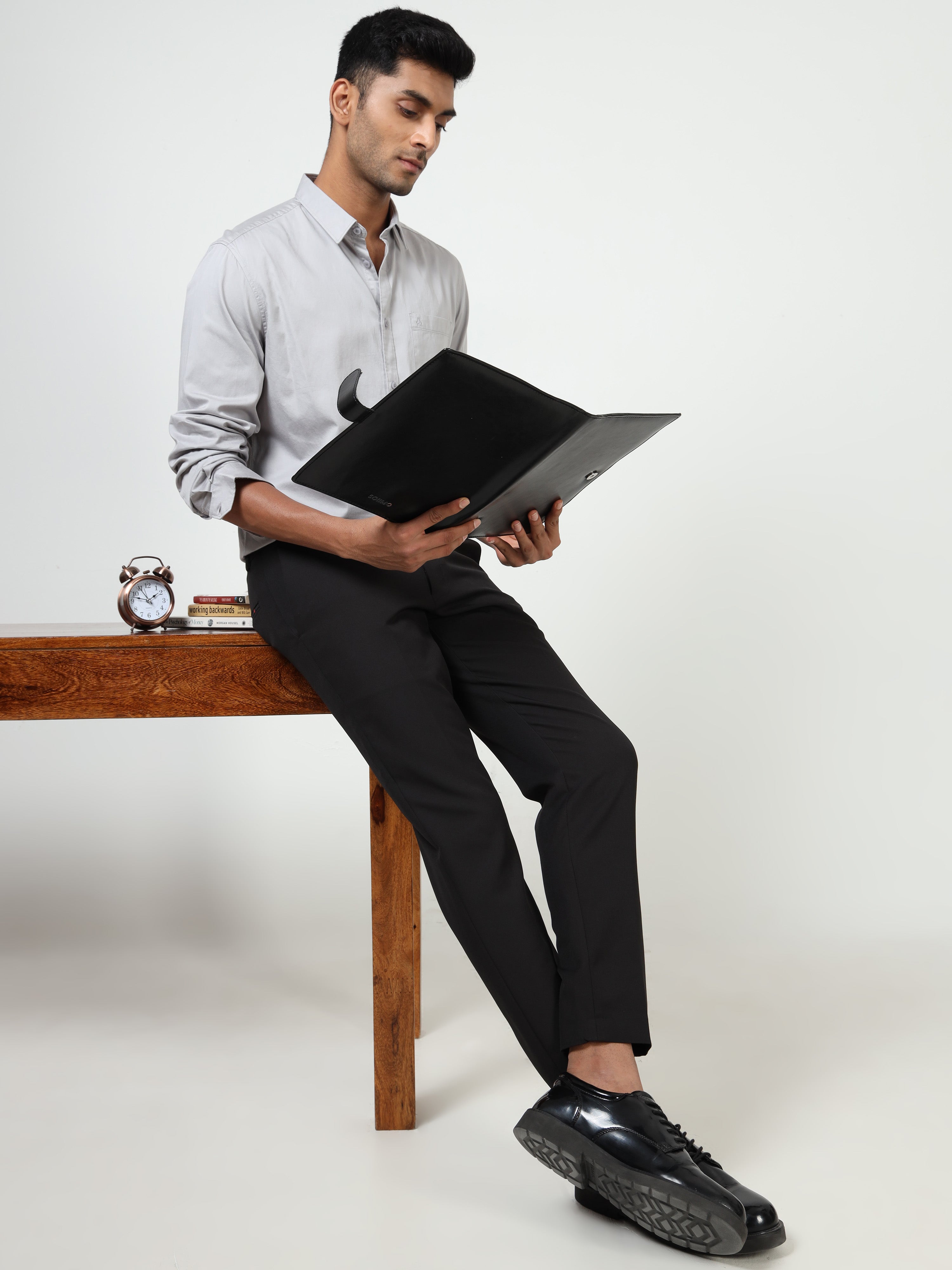 MEN'S GREY SOLID SLIM FIT SHIRT