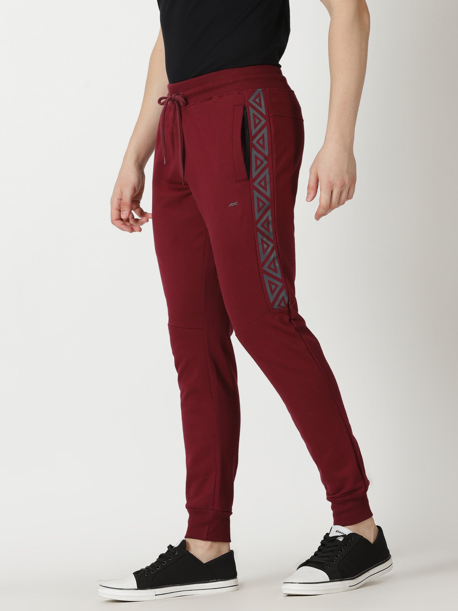 MEN'S MAROON SOLID REGULAR FIT JOGGER