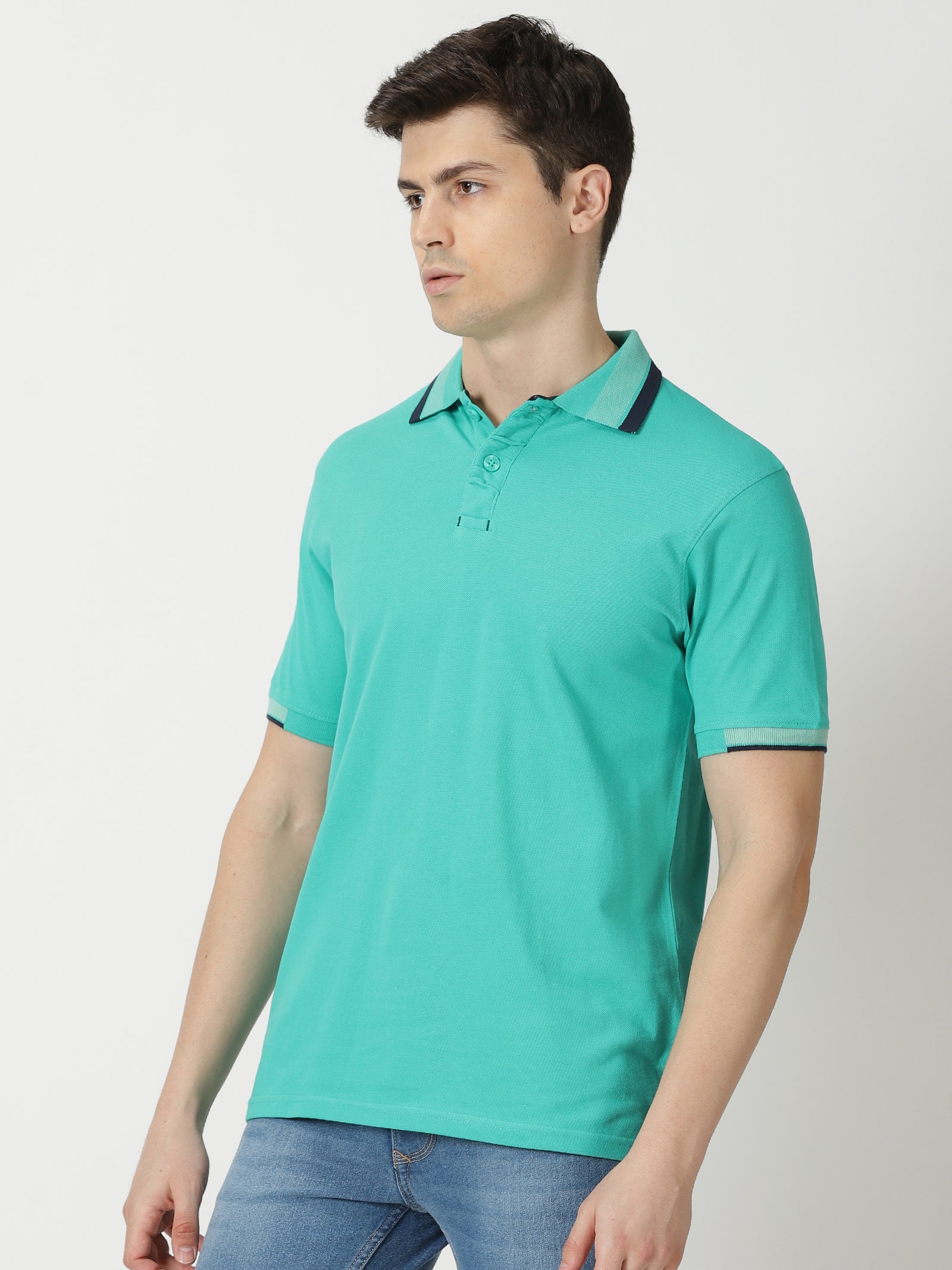 MEN'S GREEN SOLID SLIM FIT POLO T SHIRT