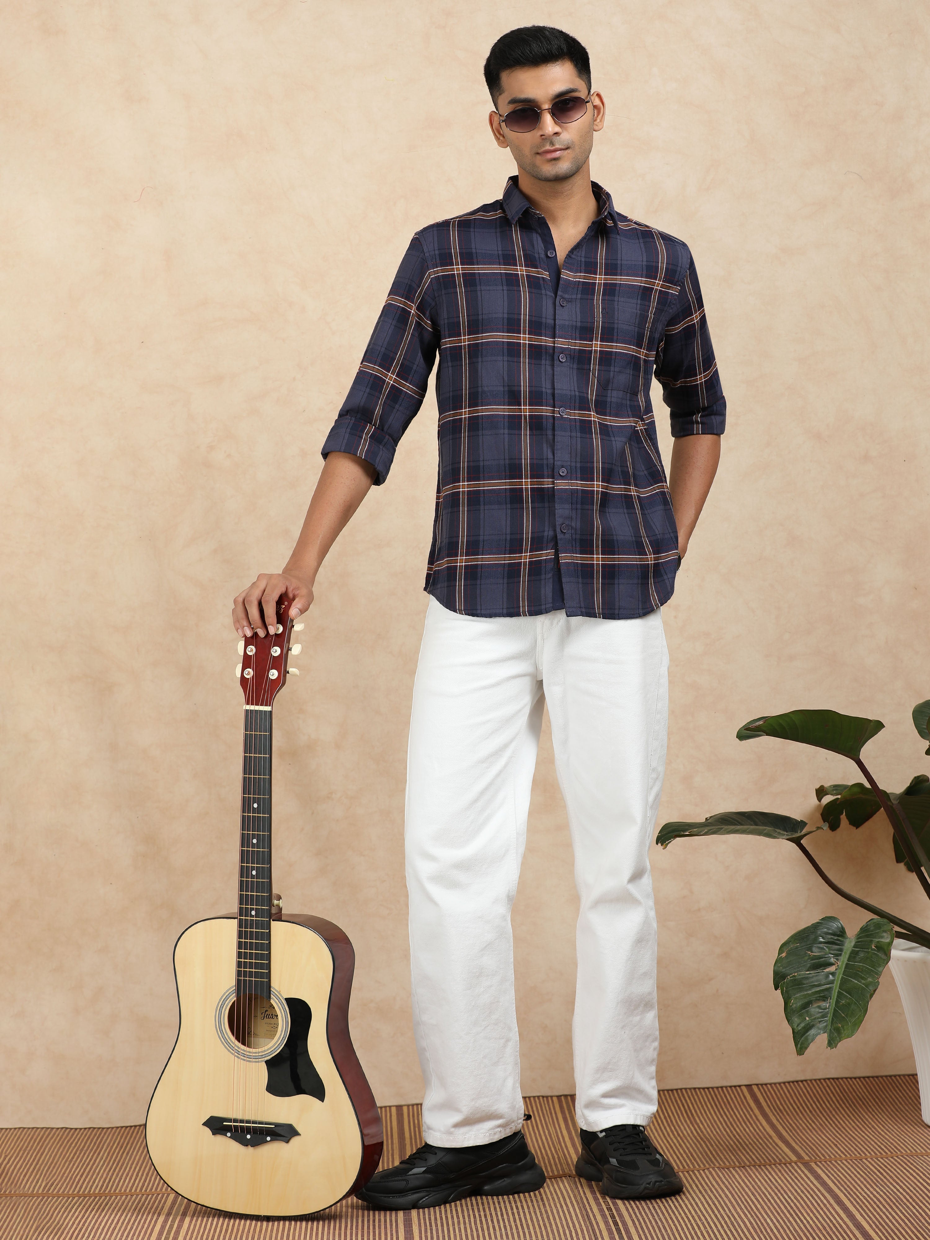 MEN'S NAVY CHECKS SLIM FIT SHIRT