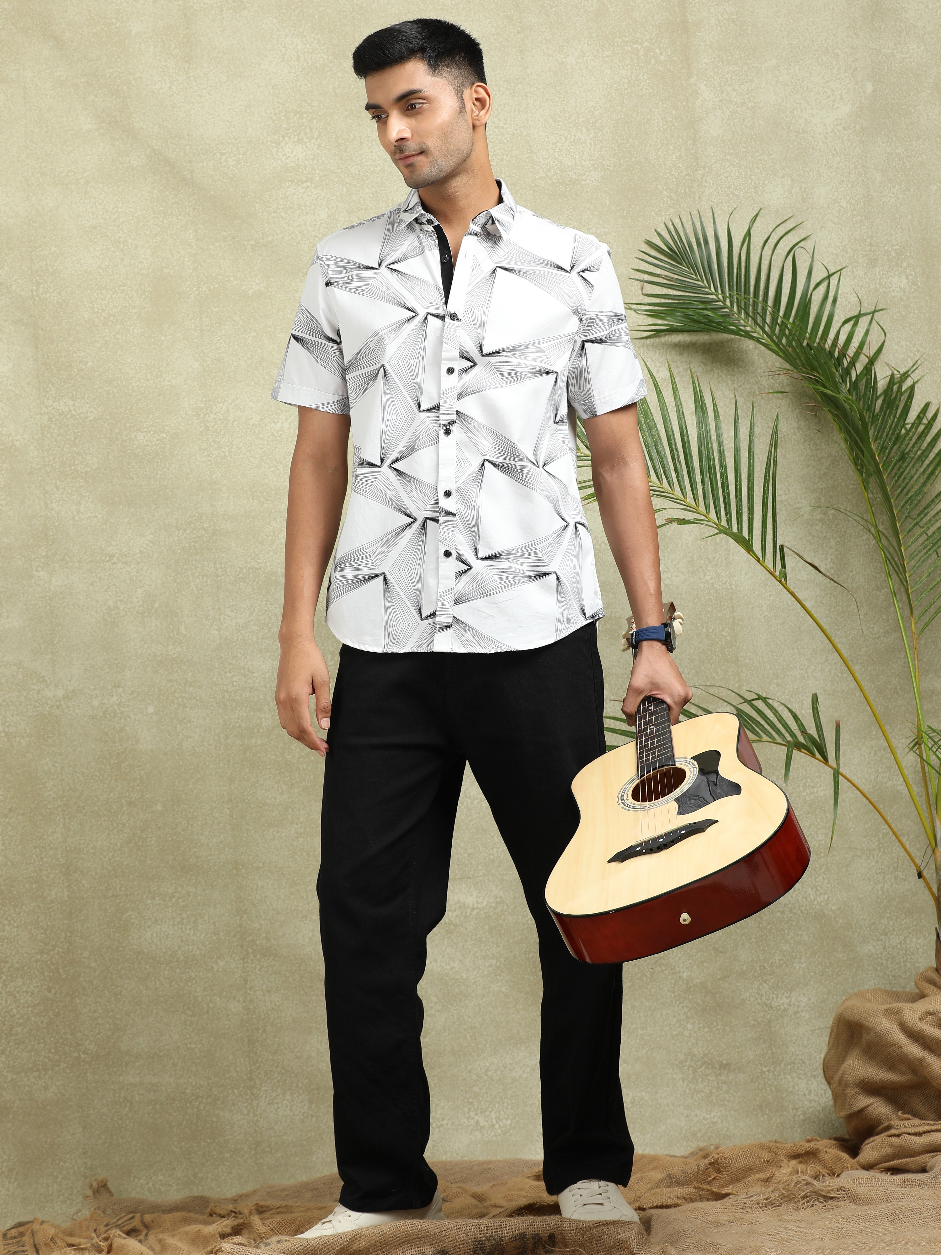 MEN'S WHITE PRINT SLIM FIT SHIRT