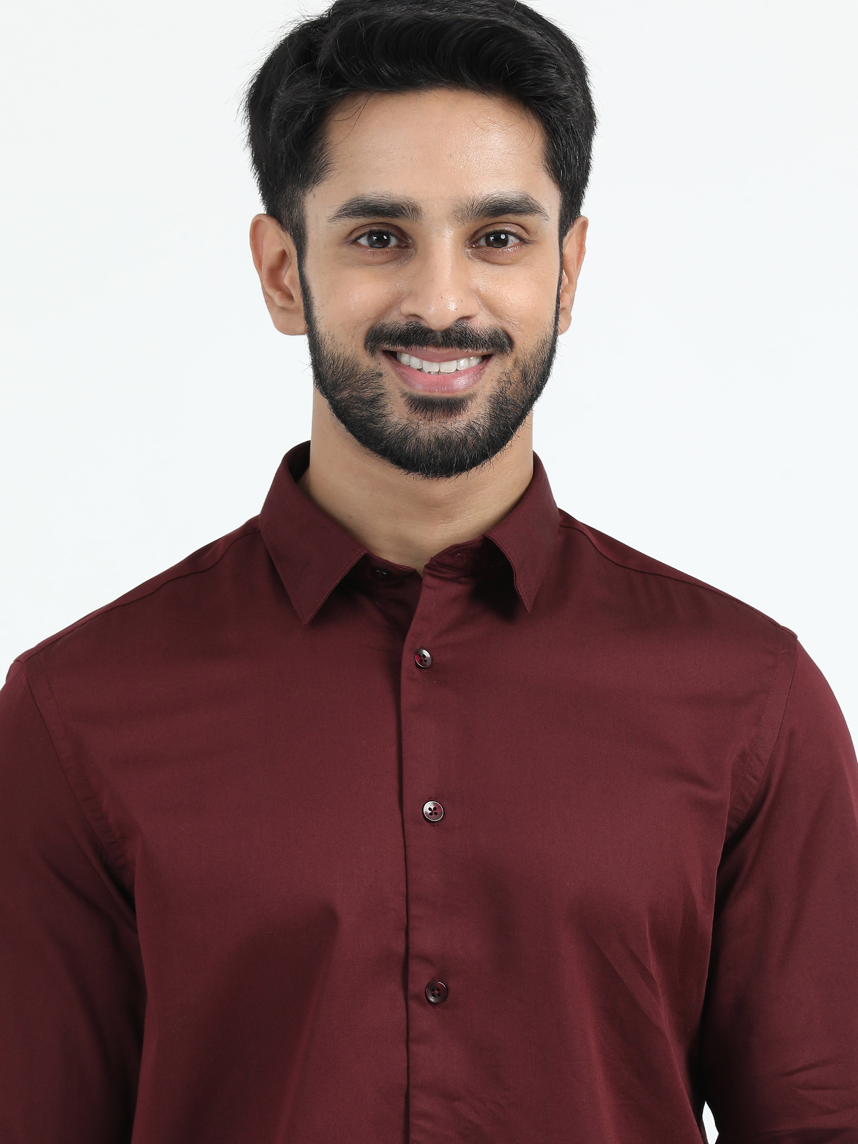 MEN'S MAROON SOLID SLIM FIT SHIRT