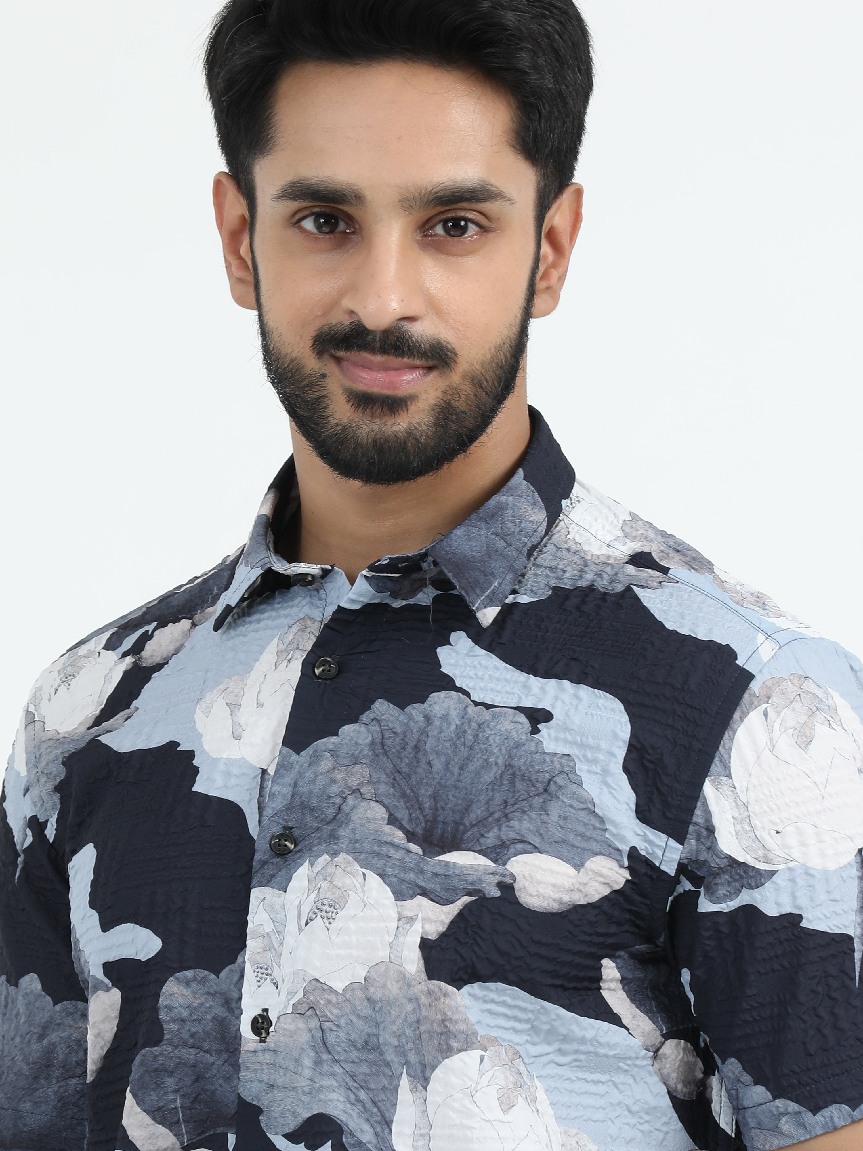 MEN'S NAVY PRINT SLIM FIT SHIRT