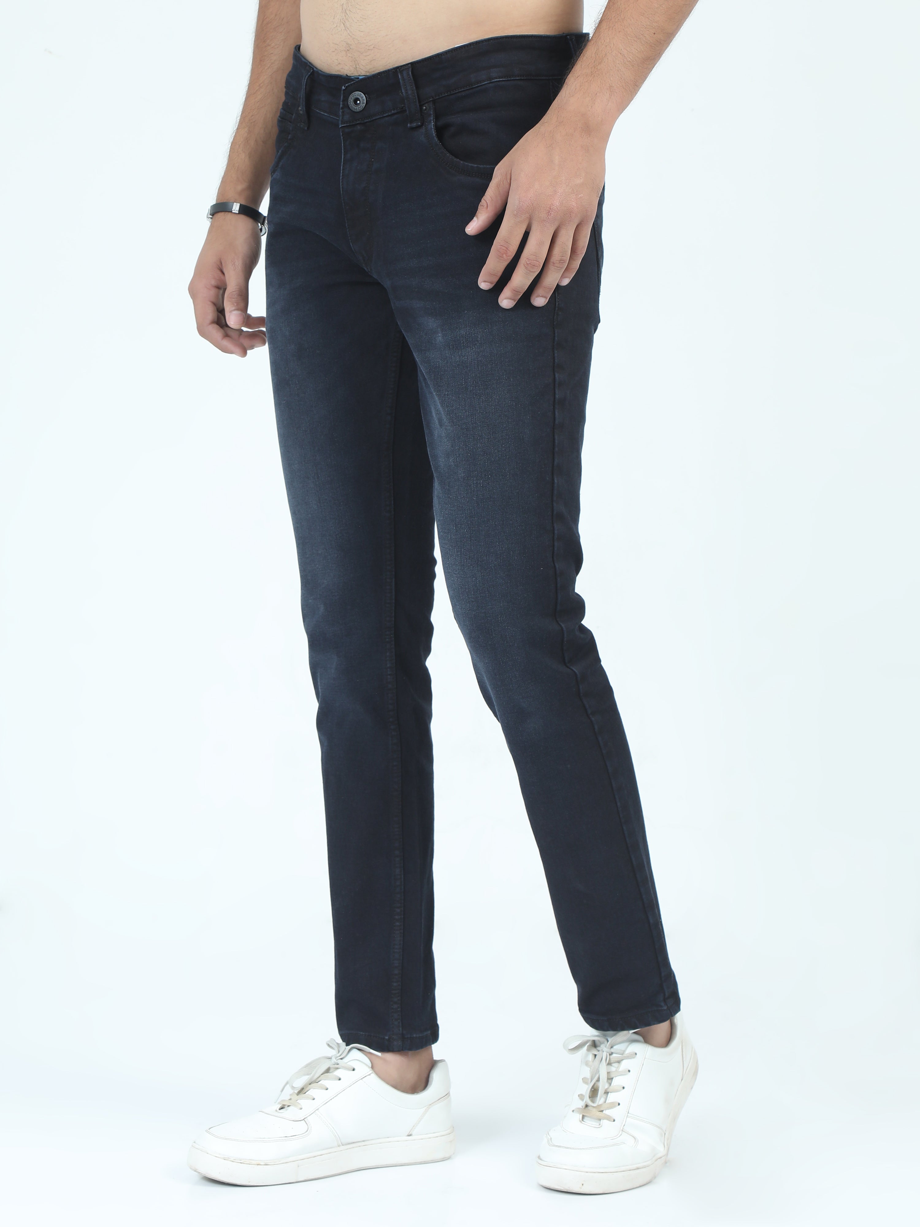 MEN'S NAVY SOLID SLIM FIT JEANS