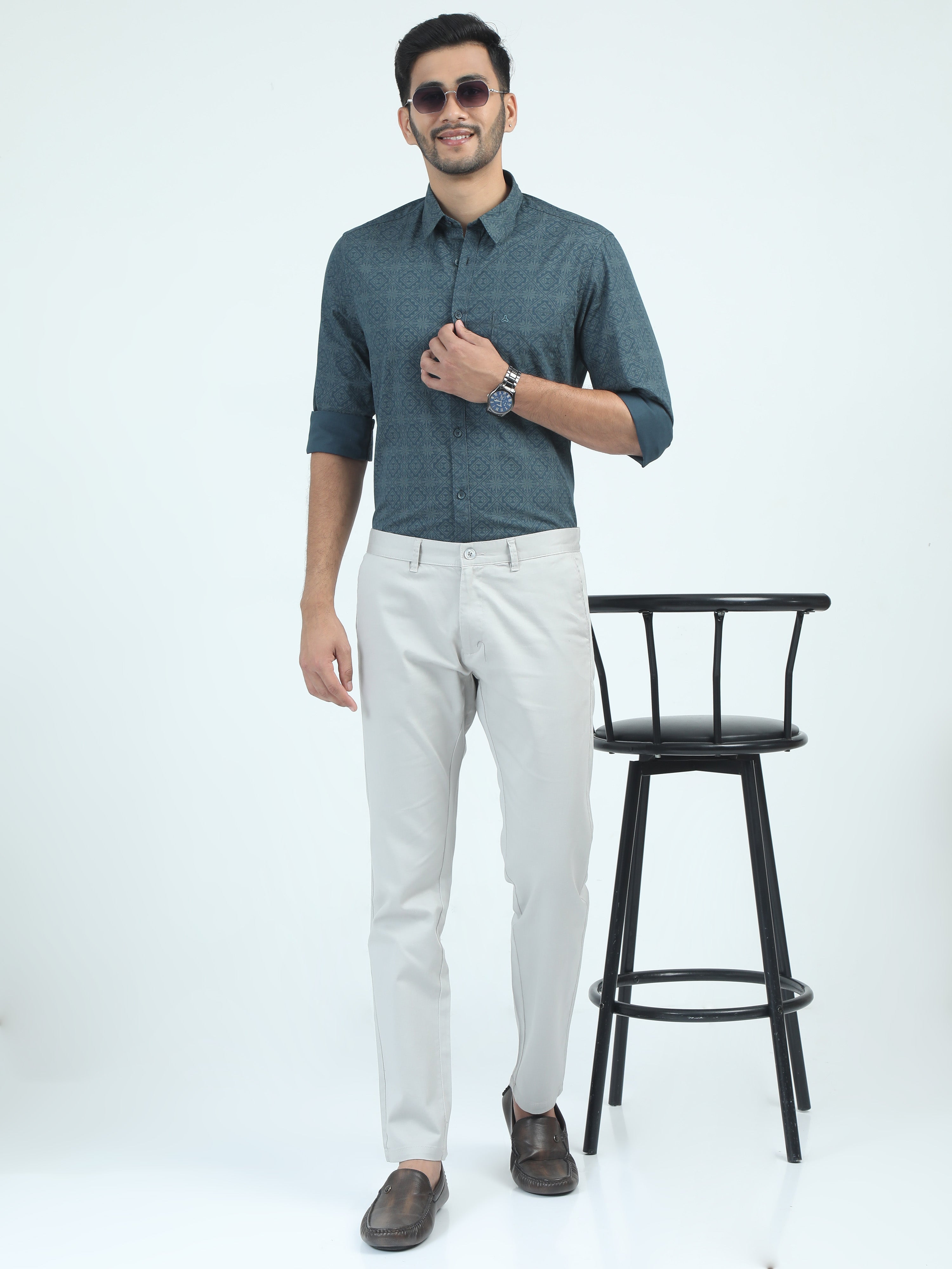 MEN'S LT.GREY SOLID SLIM FIT TROUSER