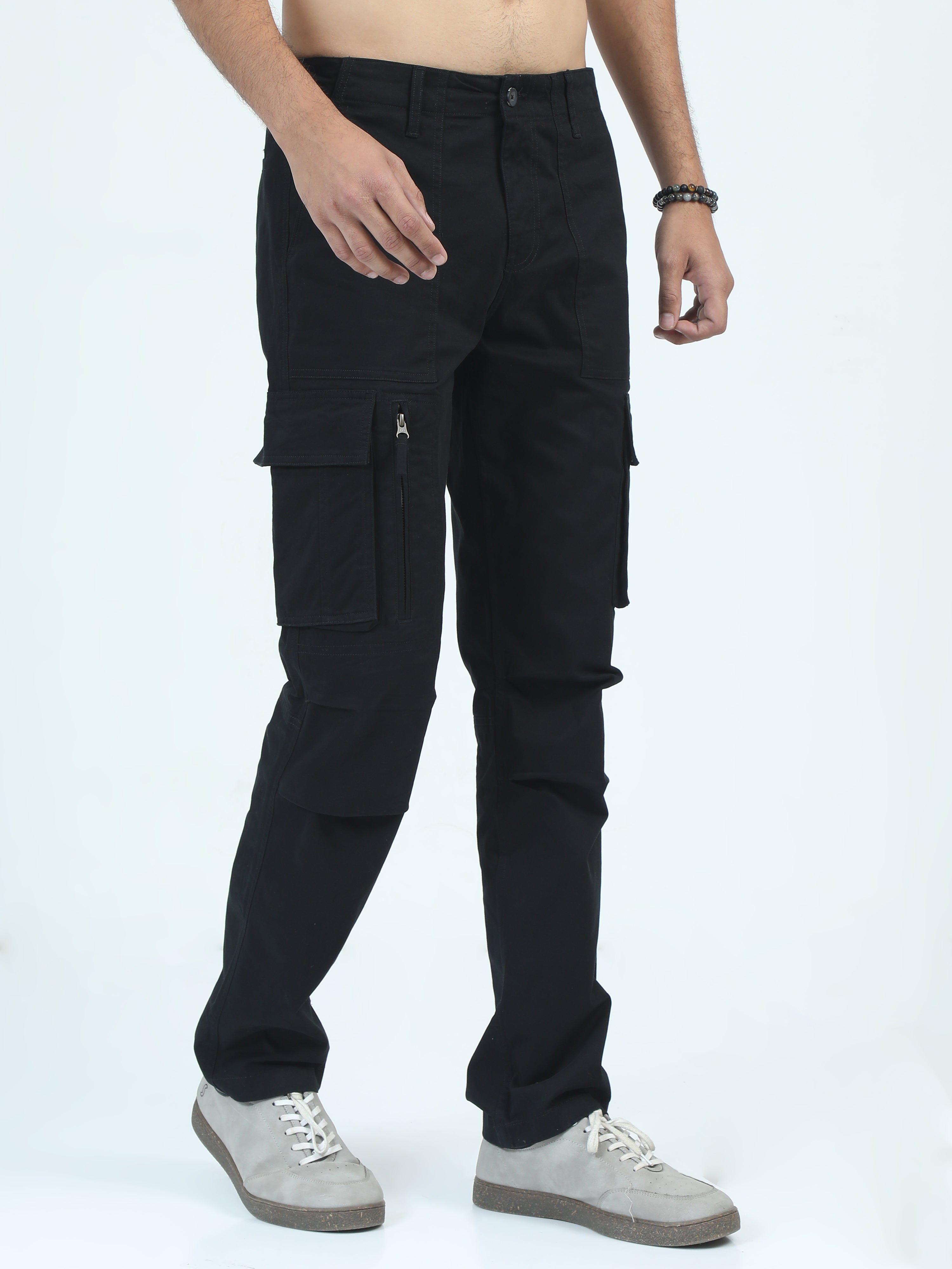MEN'S BLACK SOLID REGULAR FIT CARGO