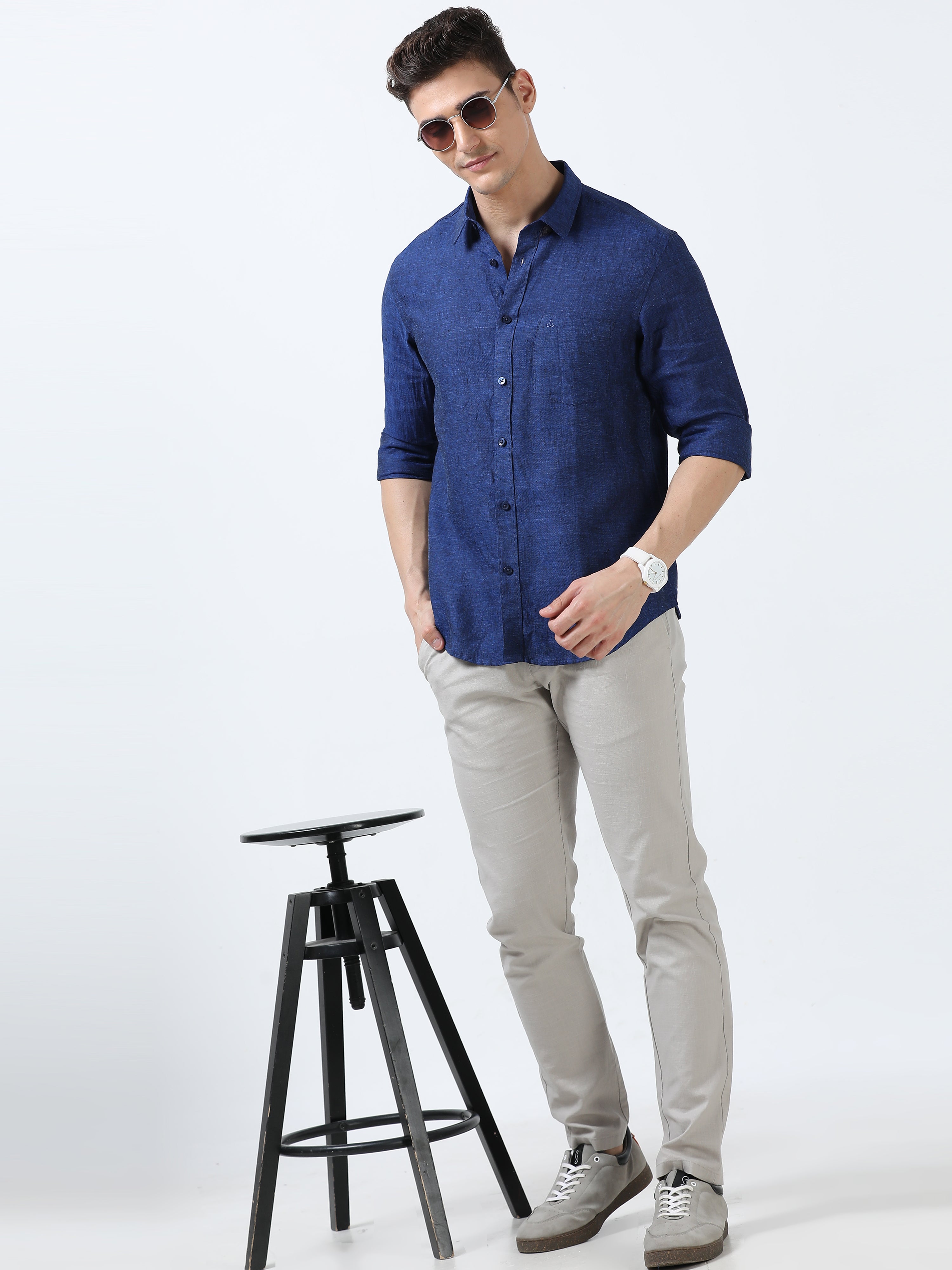 MEN'S LINEN ROYAL BLUE SOLID SLIM FIT SHIRT