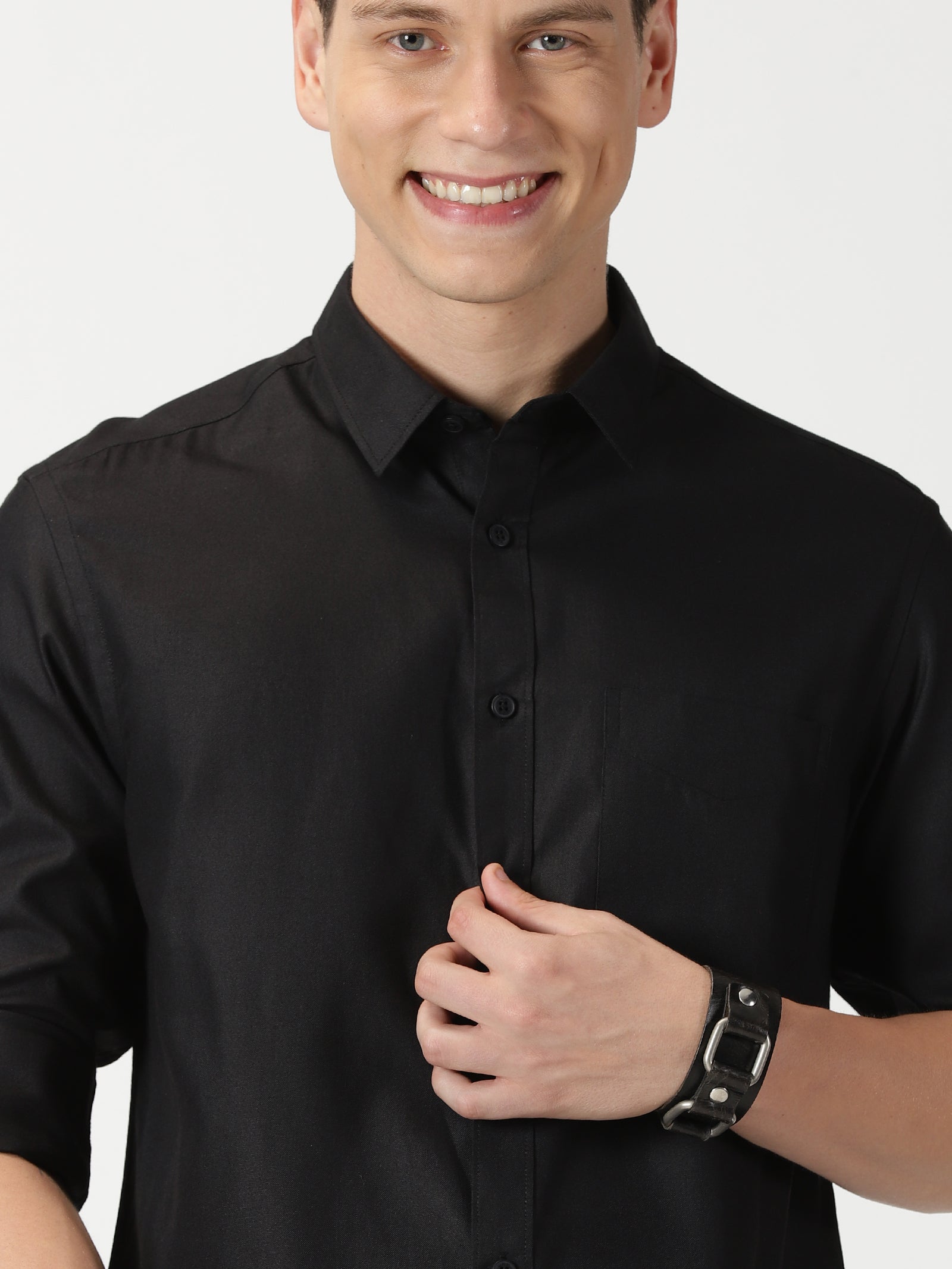 MEN'S BLACK PLAIN SLIM FIT SHIRT