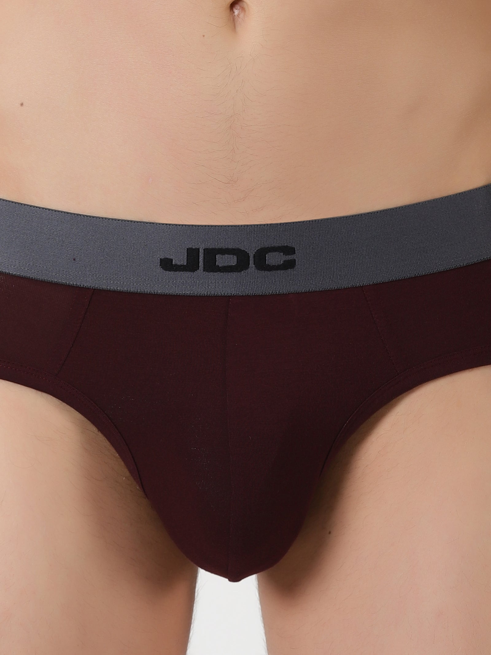 MEN'S MAROON SOLID REGULAR FIT BRIEF