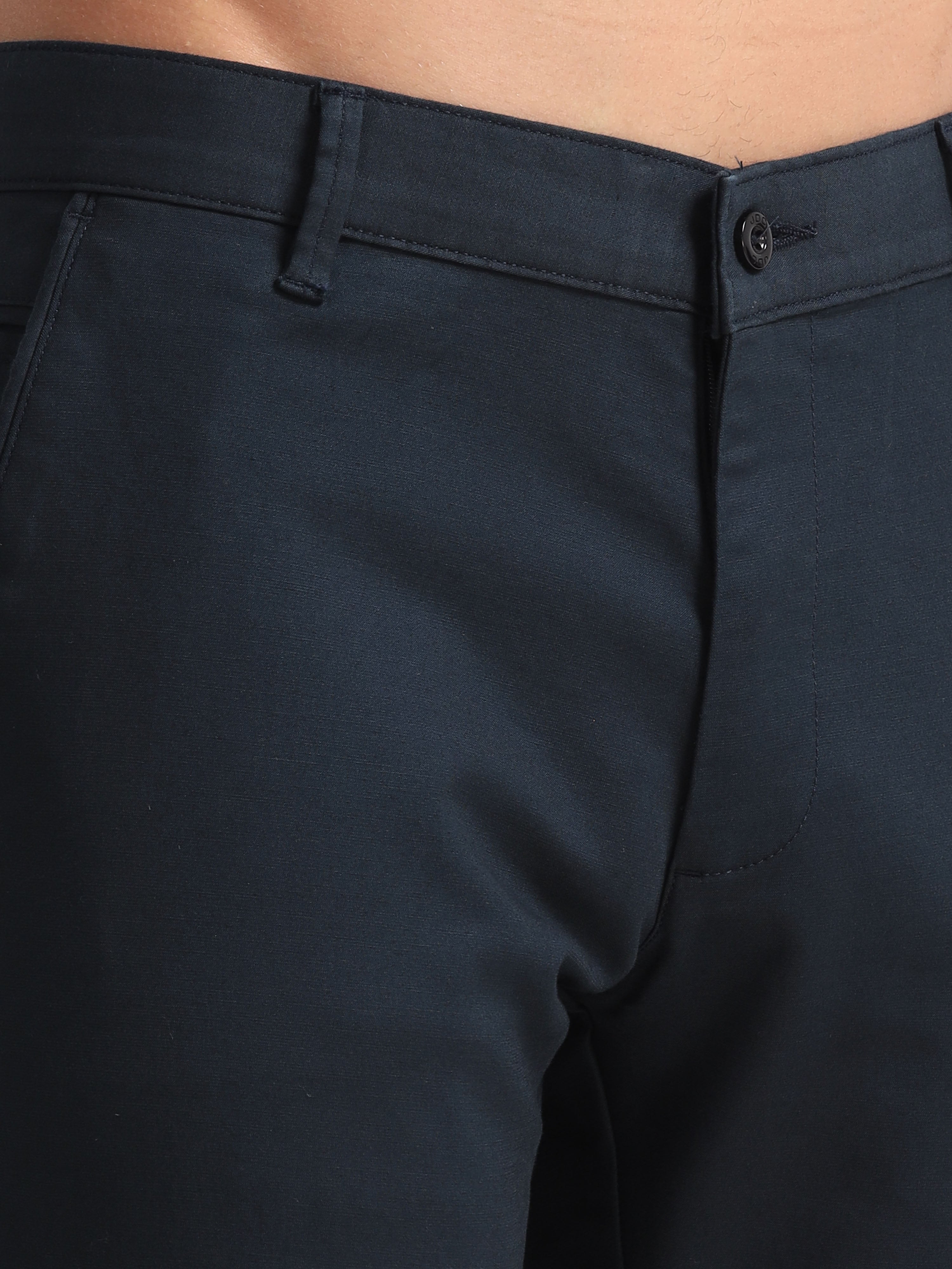 MEN'S NAVY SOLID SLIM FIT TROUSER
