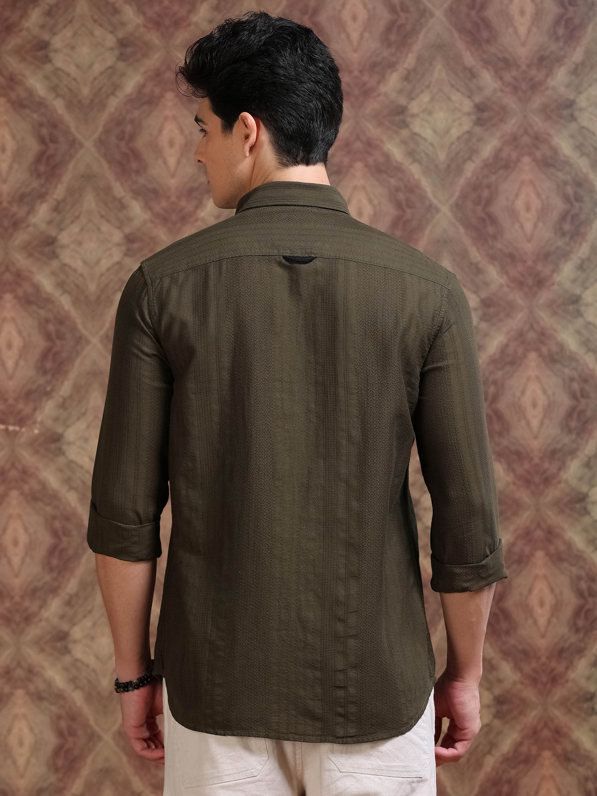 MEN'S OLIVE GREEN SELF DESIGN SLIM FIT SHIRT